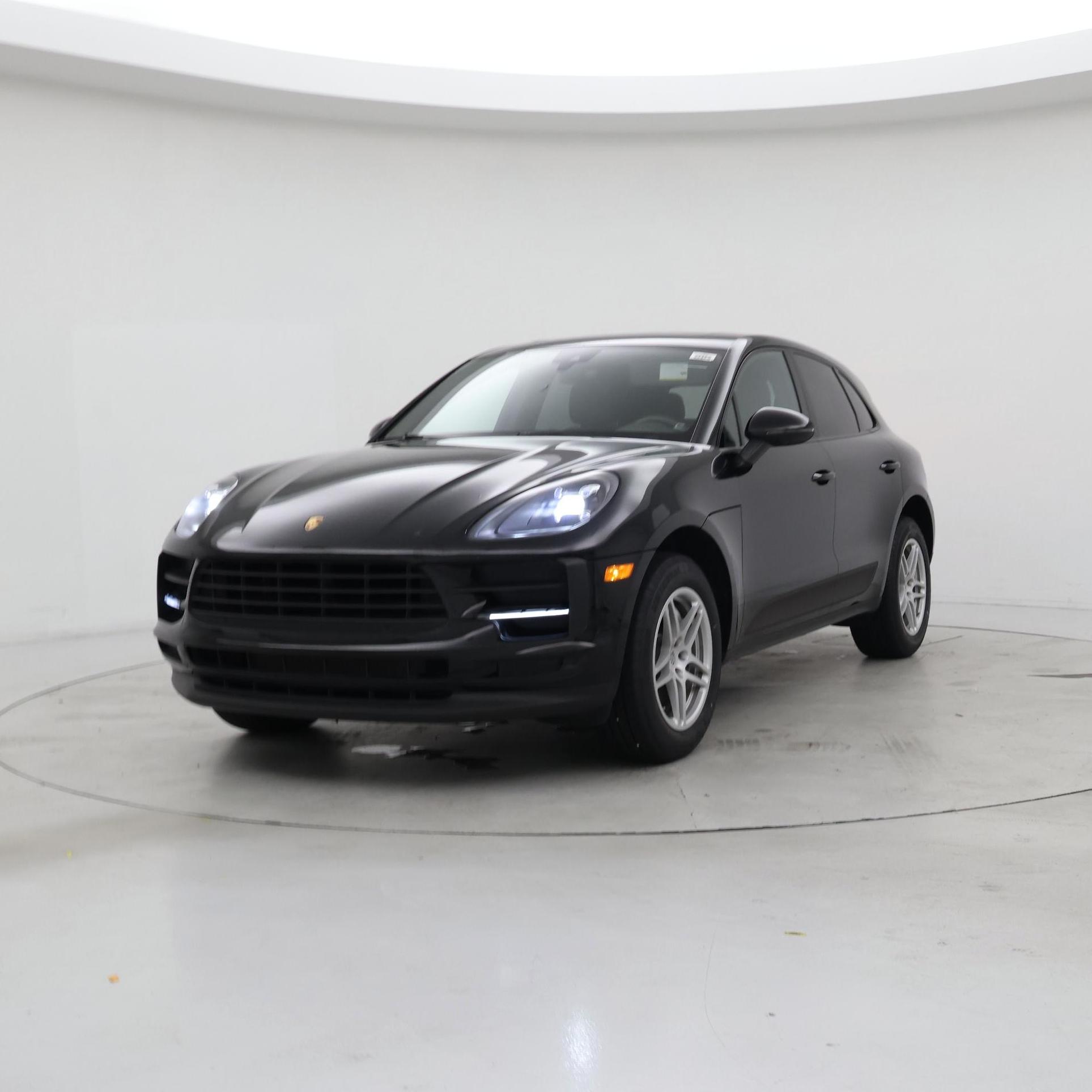 Thumbnail: 2021 Porsche Macan - 4