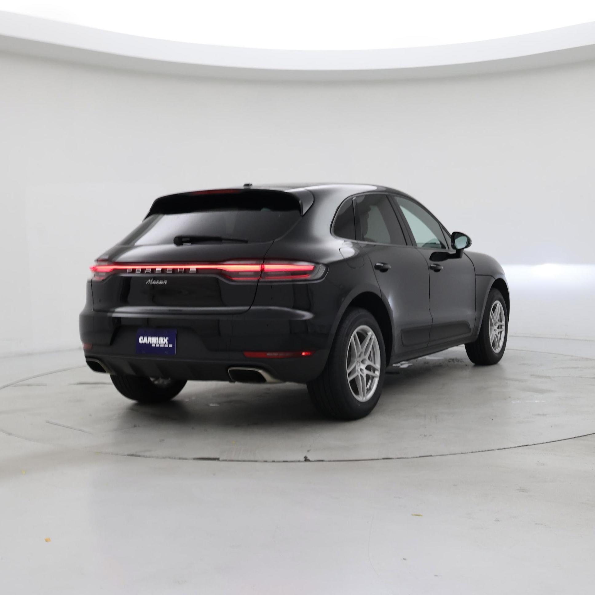 Thumbnail: 2021 Porsche Macan - 8