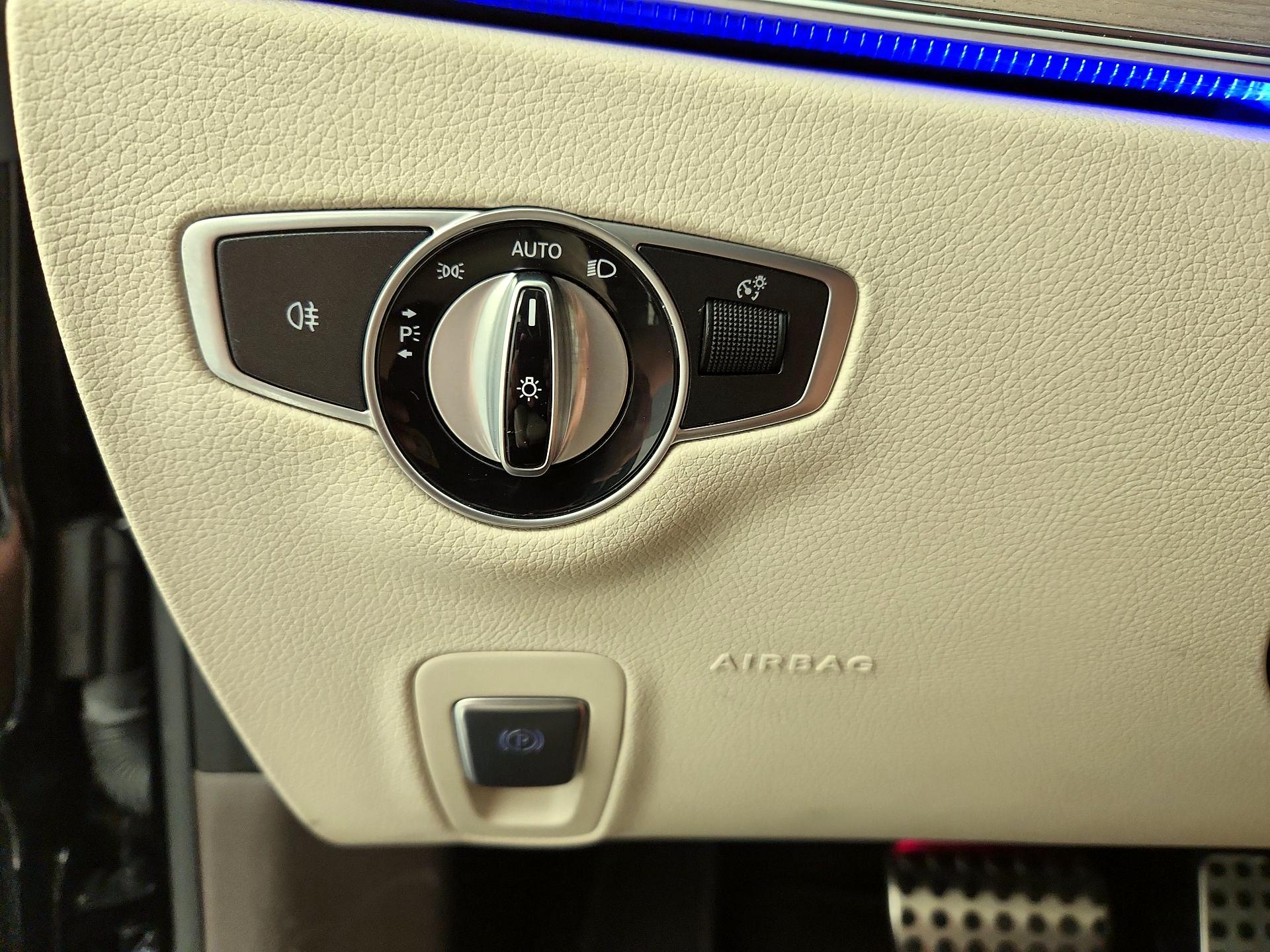 Thumbnail: 2020 Mercedes-Benz E-Class - 13
