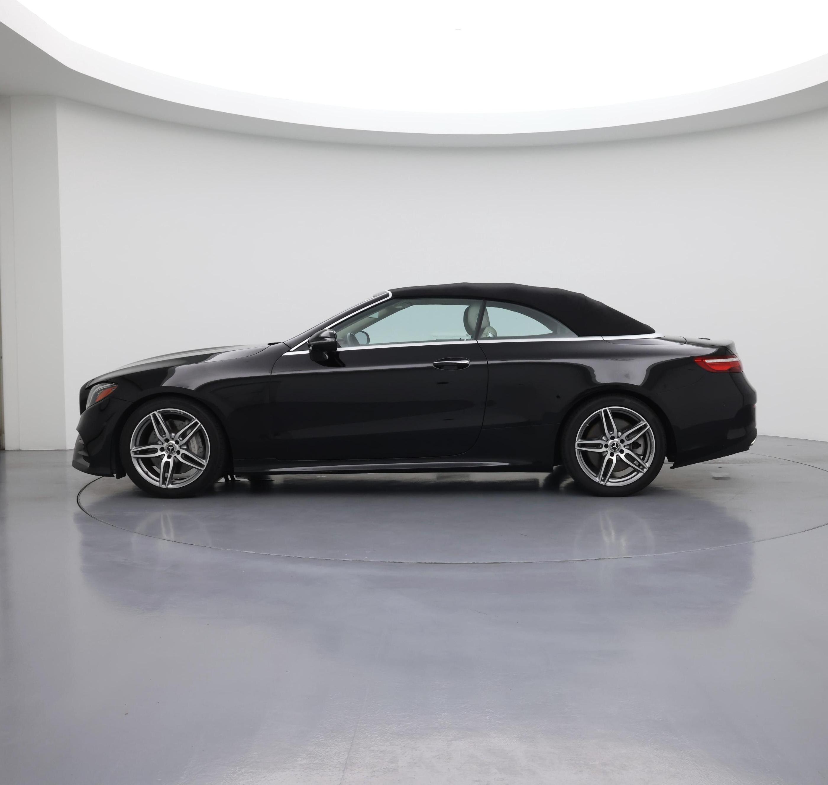 Thumbnail: 2020 Mercedes-Benz E-Class - 3