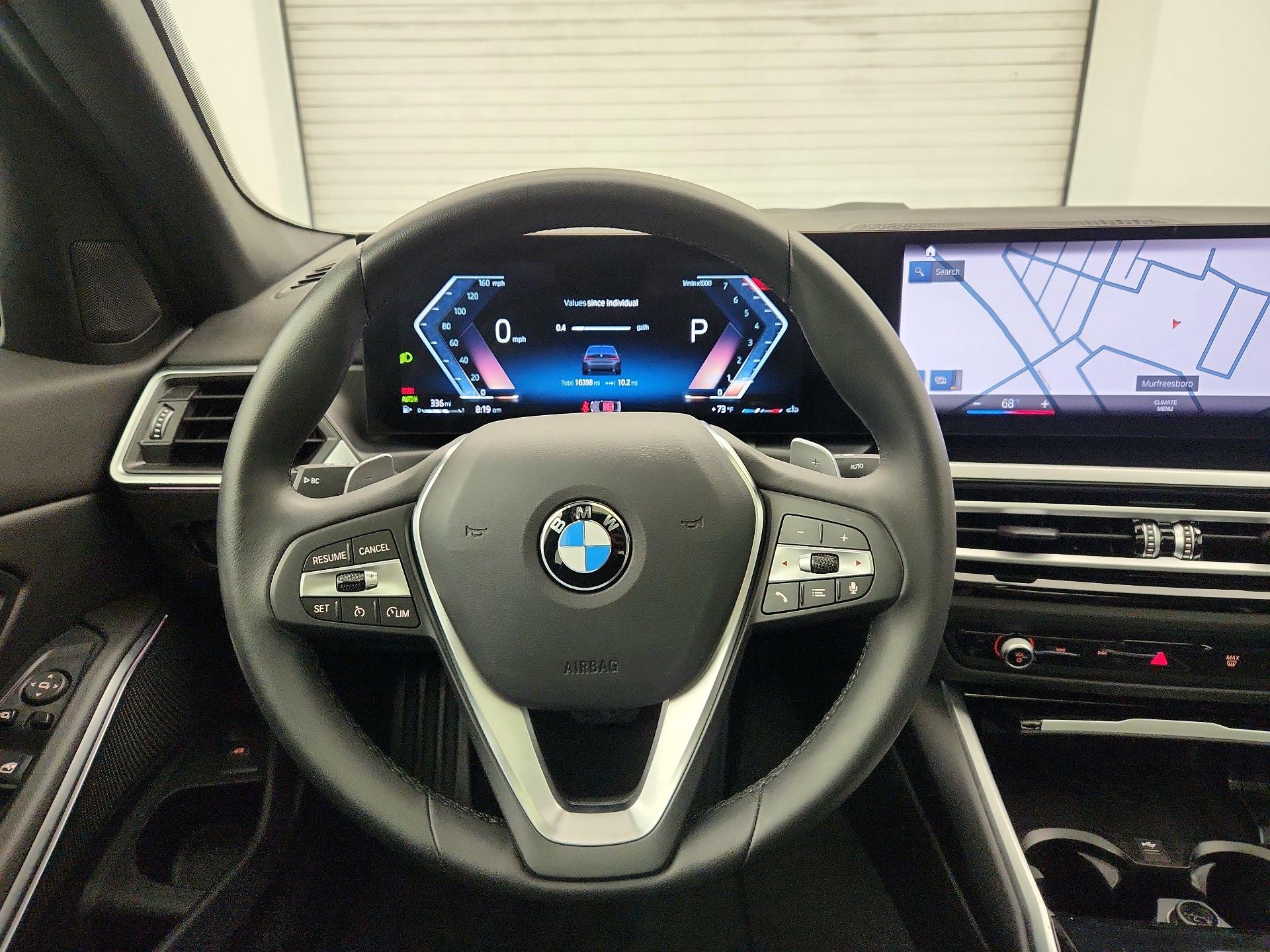 Thumbnail: 2024 BMW 3 Series - 10