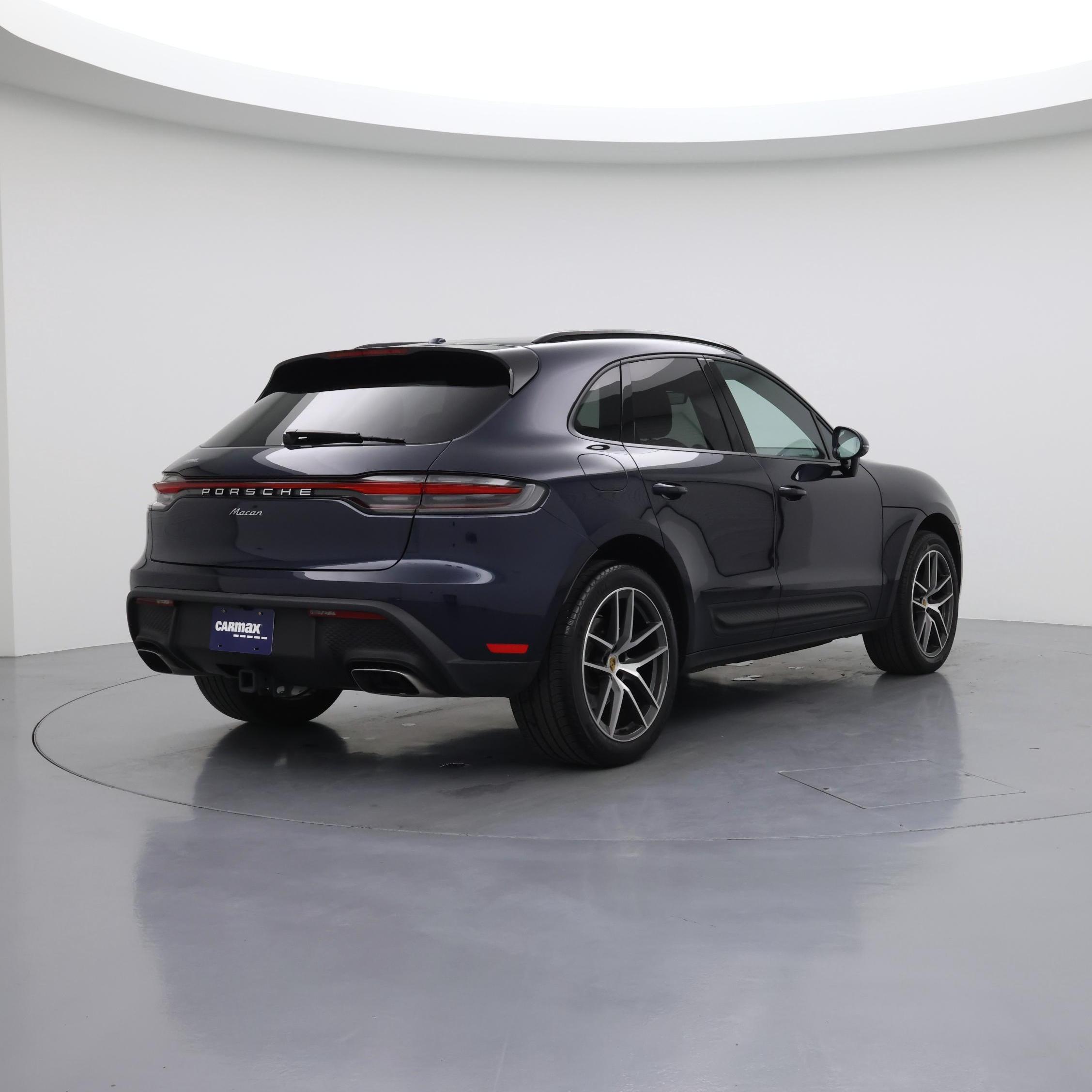 Thumbnail: 2022 Porsche Macan - 8