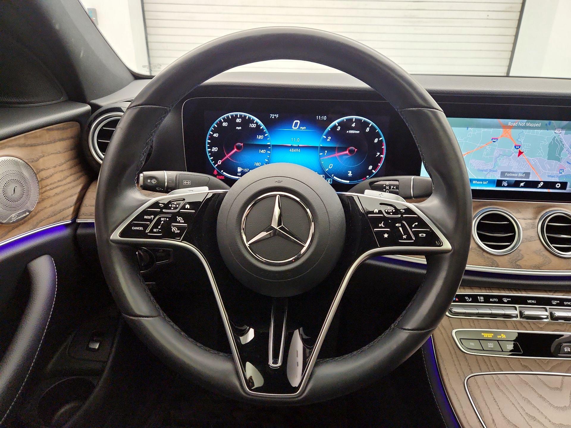 Thumbnail: 2022 Mercedes-Benz E-Class - 10