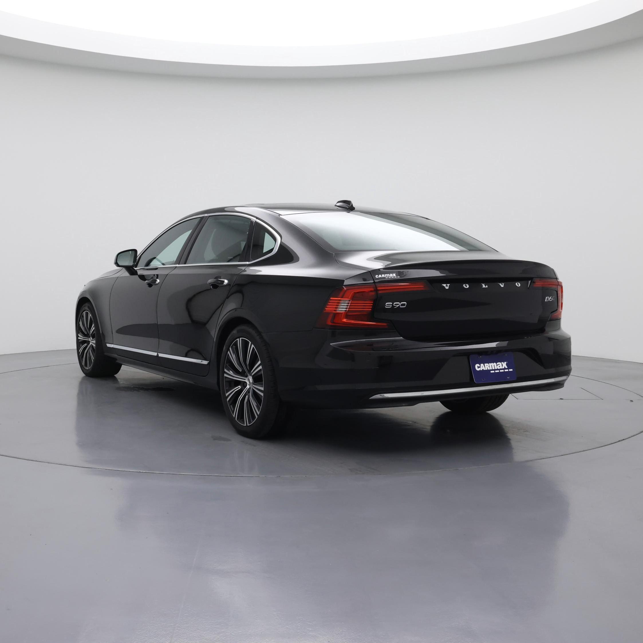 Thumbnail: 2022 Volvo S90 - 2