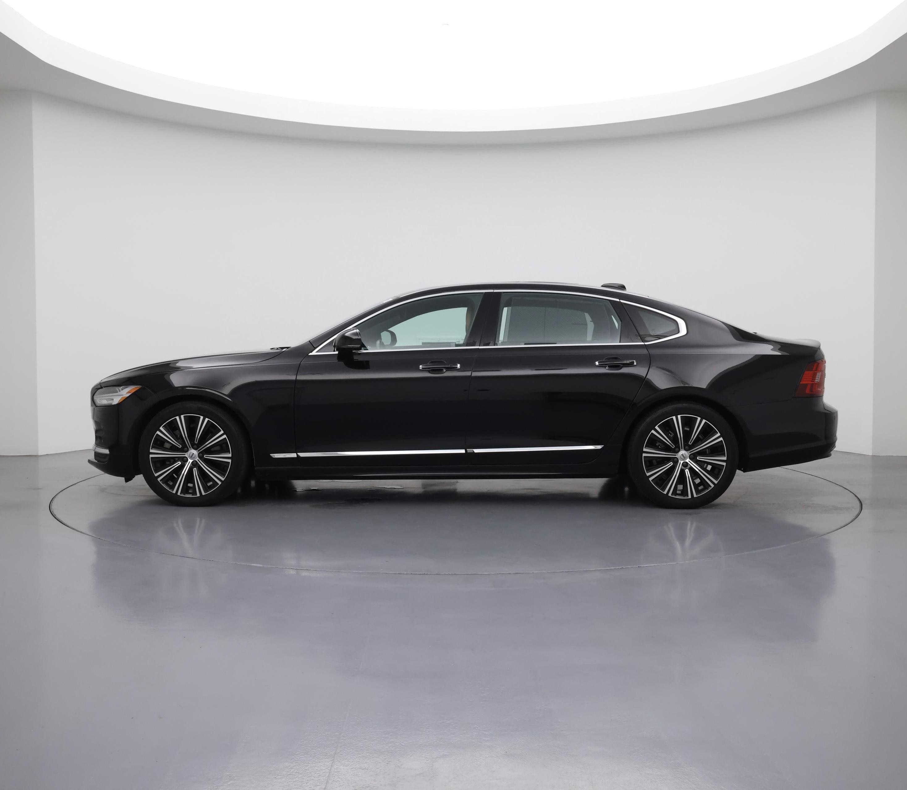 Thumbnail: 2022 Volvo S90 - 3