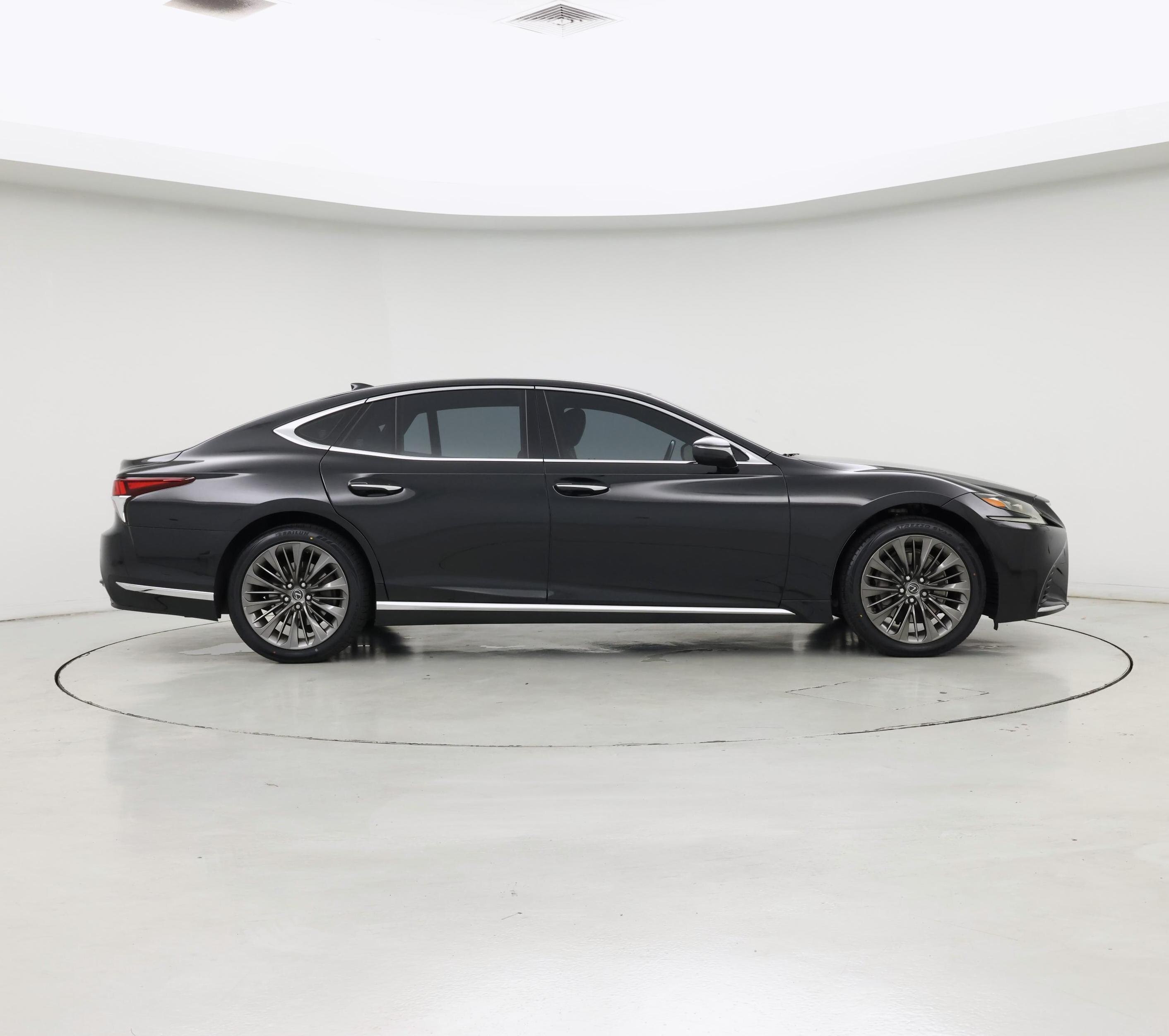 Thumbnail: 2019 Lexus LS - 7