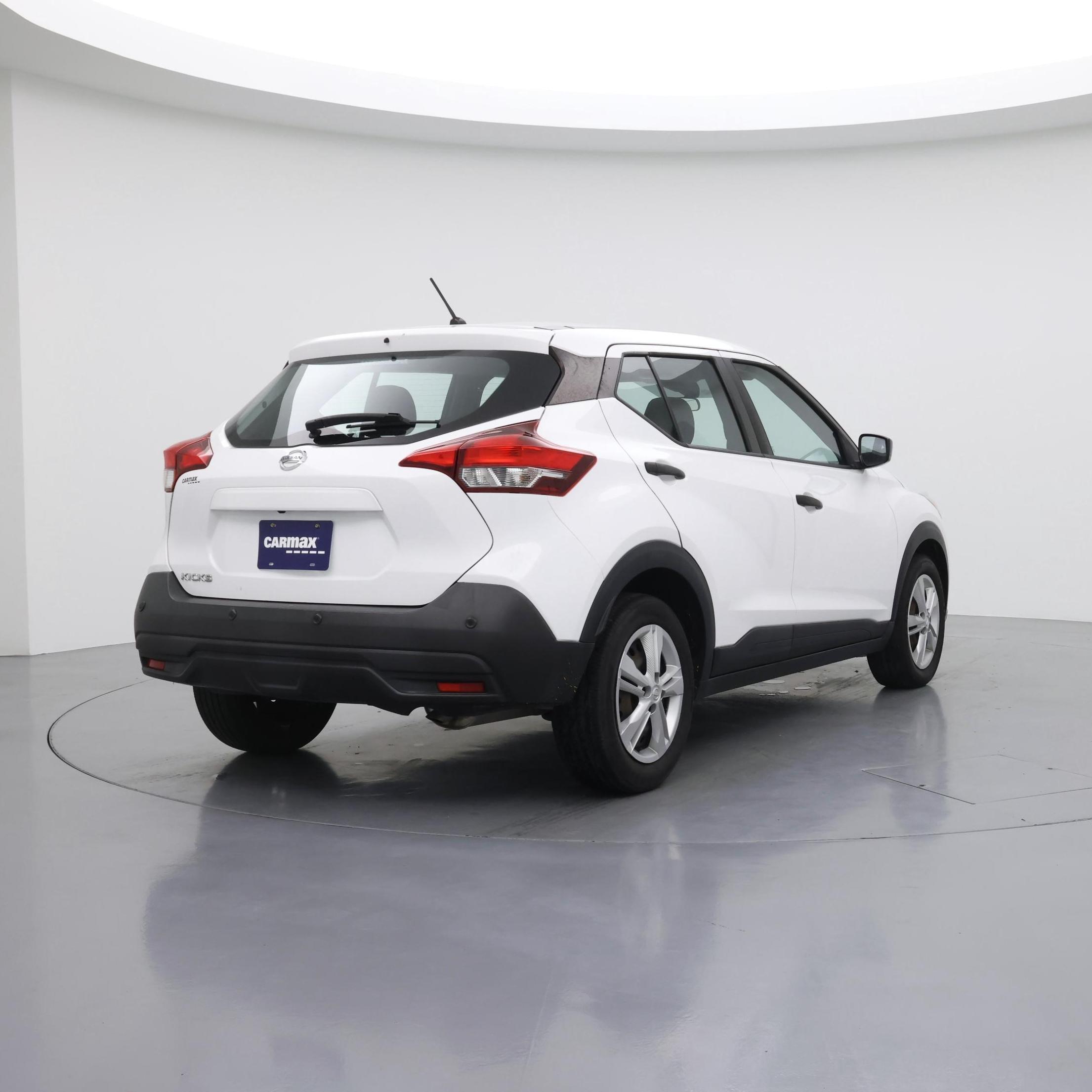 Thumbnail: 2020 Nissan Kicks - 8