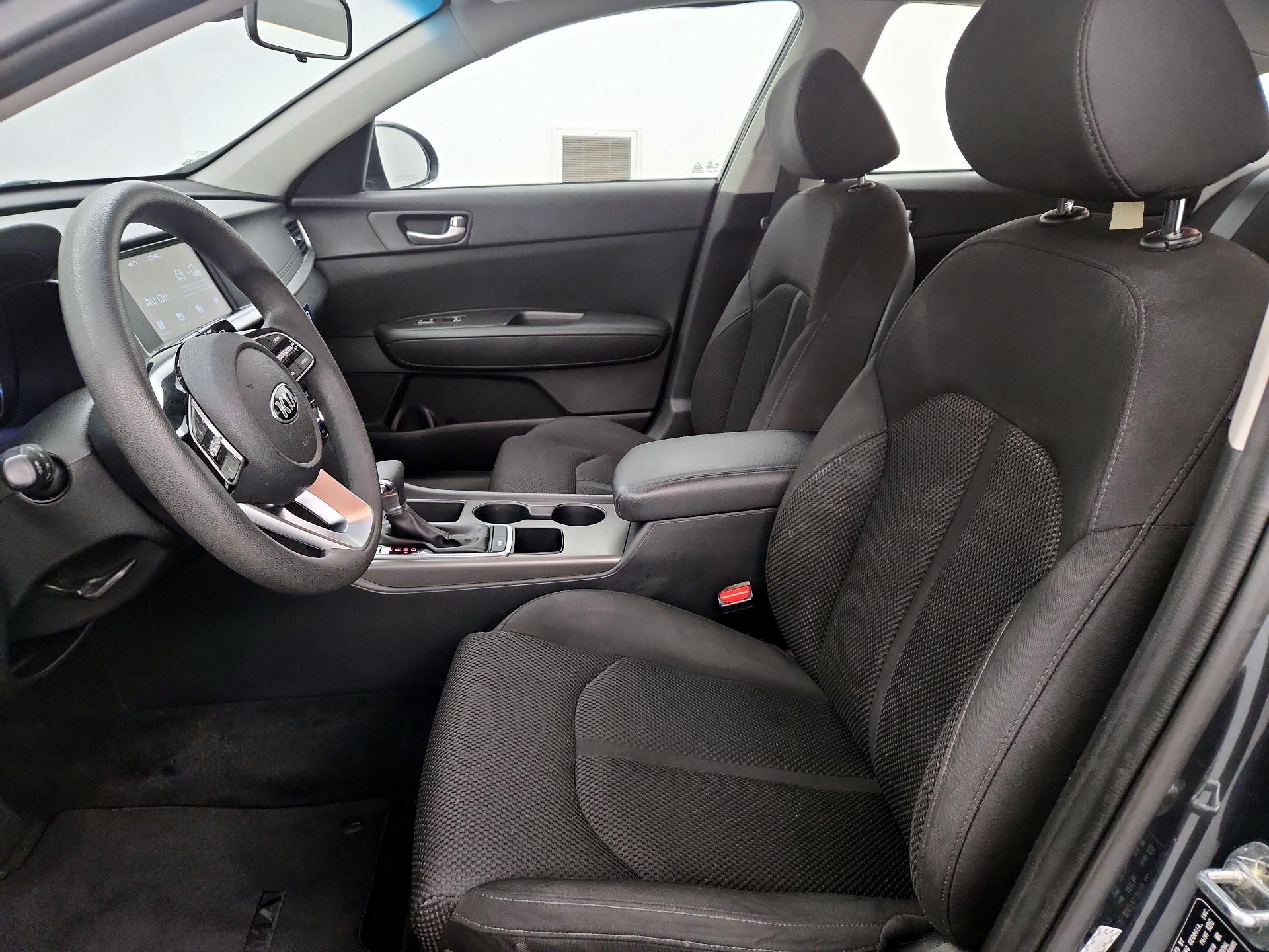 Thumbnail: 2020 Kia Optima - 11