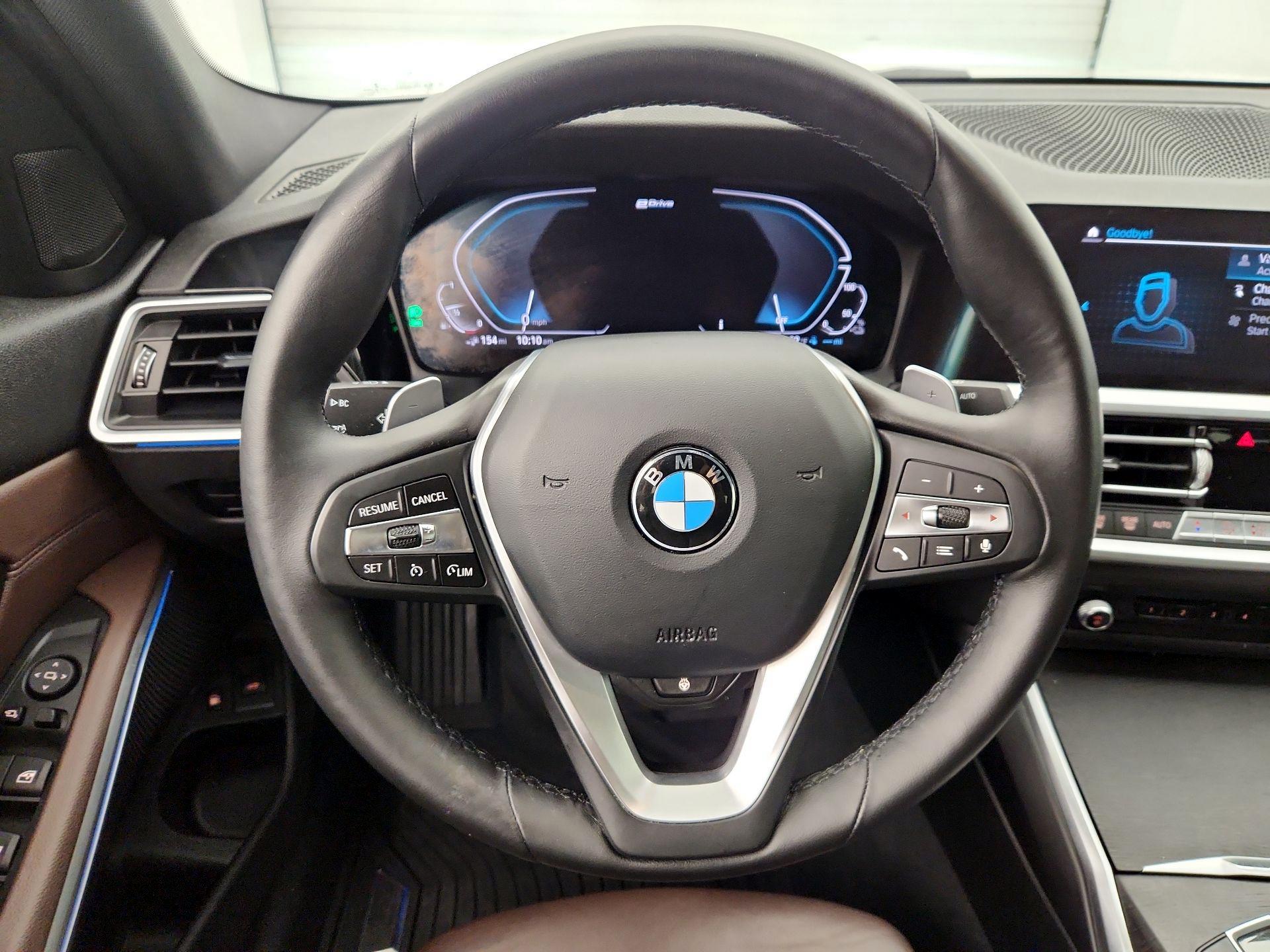 Thumbnail: 2021 BMW 3 Series - 10