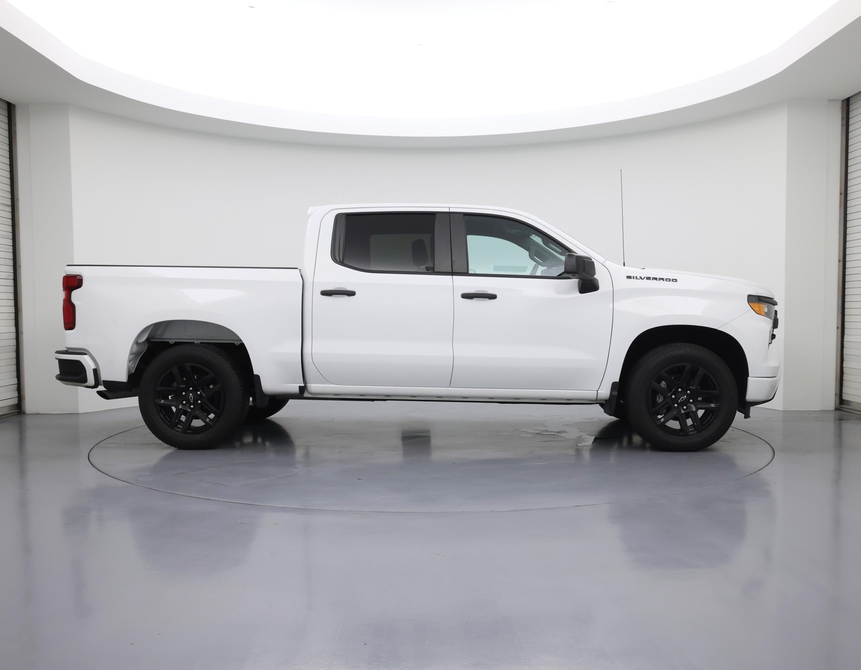 Thumbnail: 2023 Chevrolet Silverado 1500 - 7