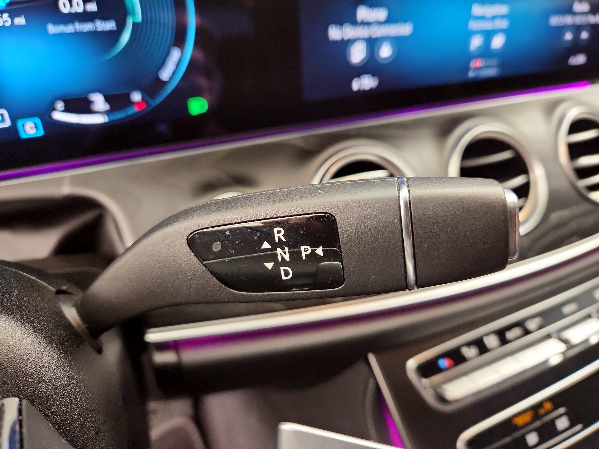 Thumbnail: 2022 Mercedes-Benz E-Class - 18