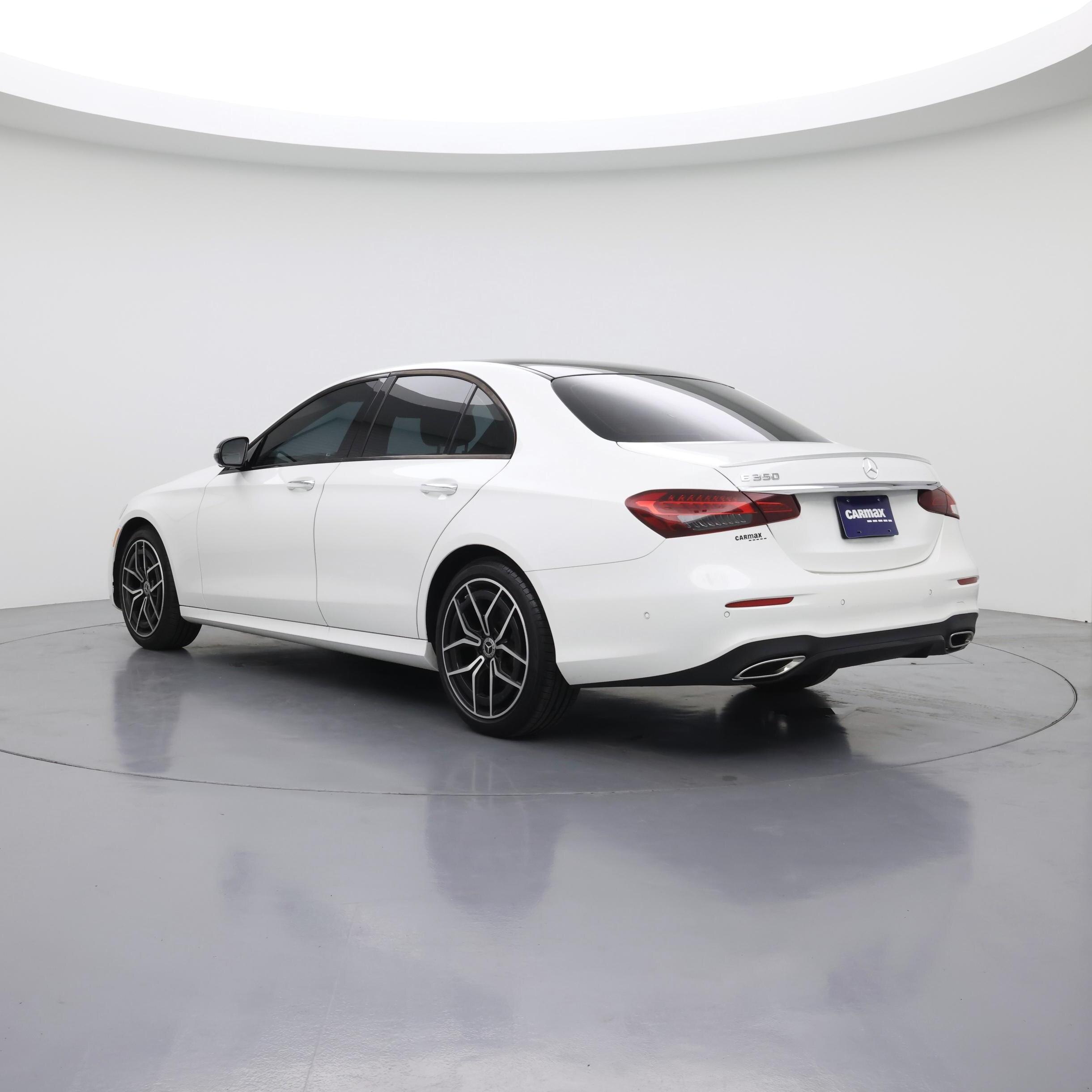 Thumbnail: 2022 Mercedes-Benz E-Class - 2