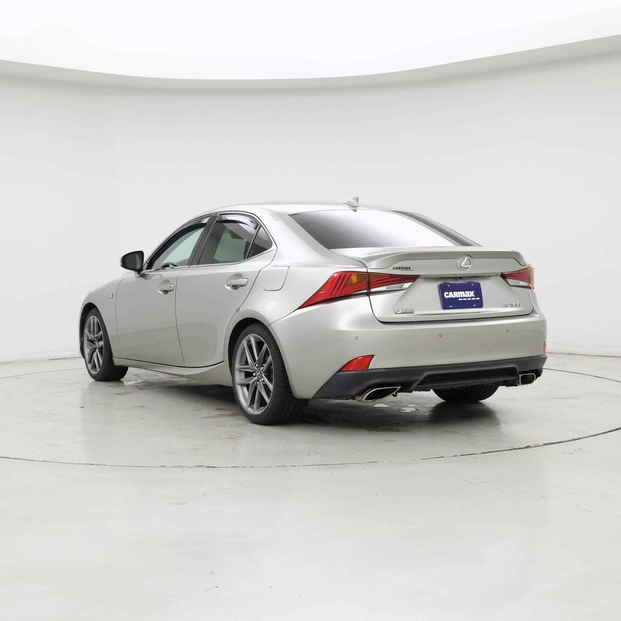Thumbnail: 2018 Lexus IS - 2