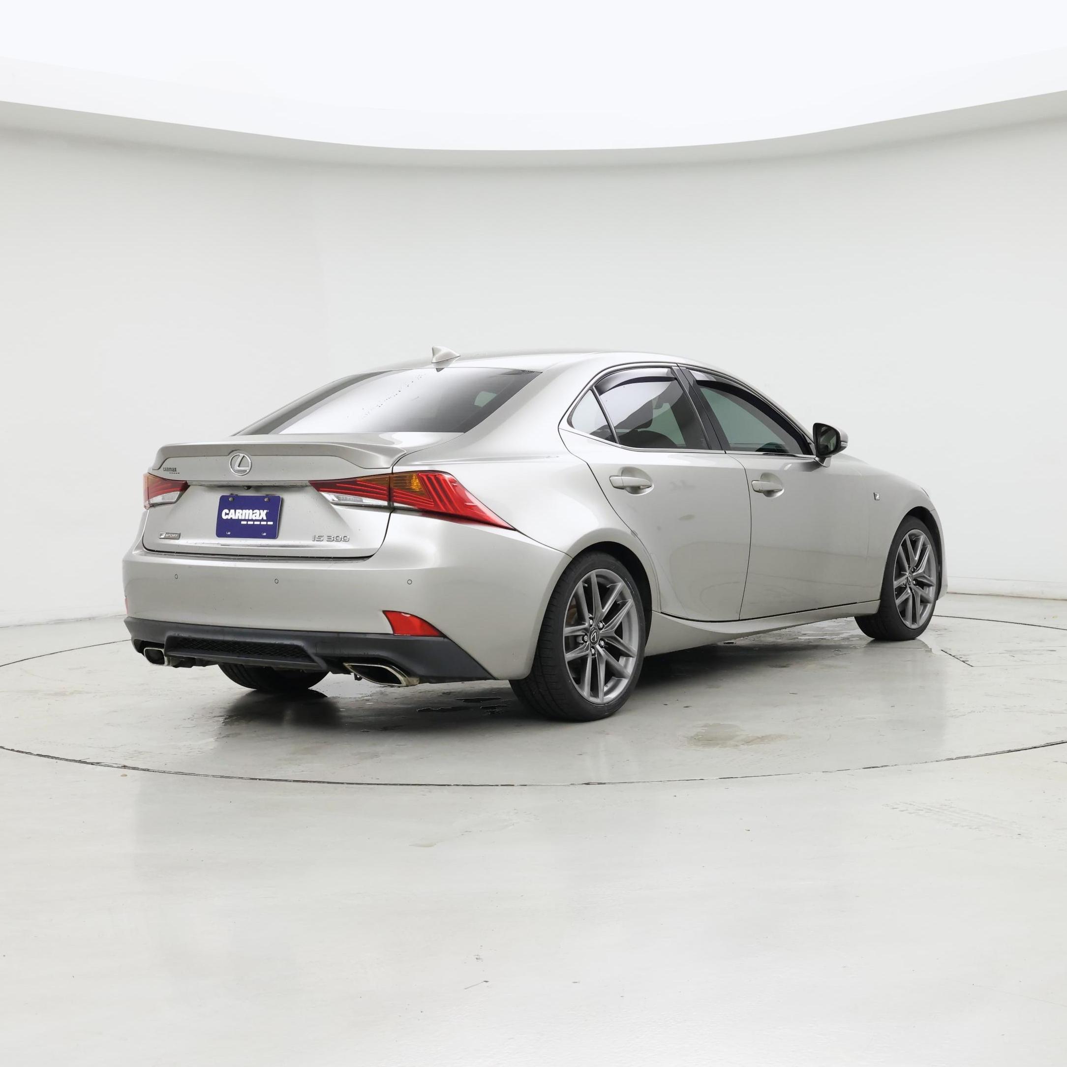 Thumbnail: 2018 Lexus IS - 8