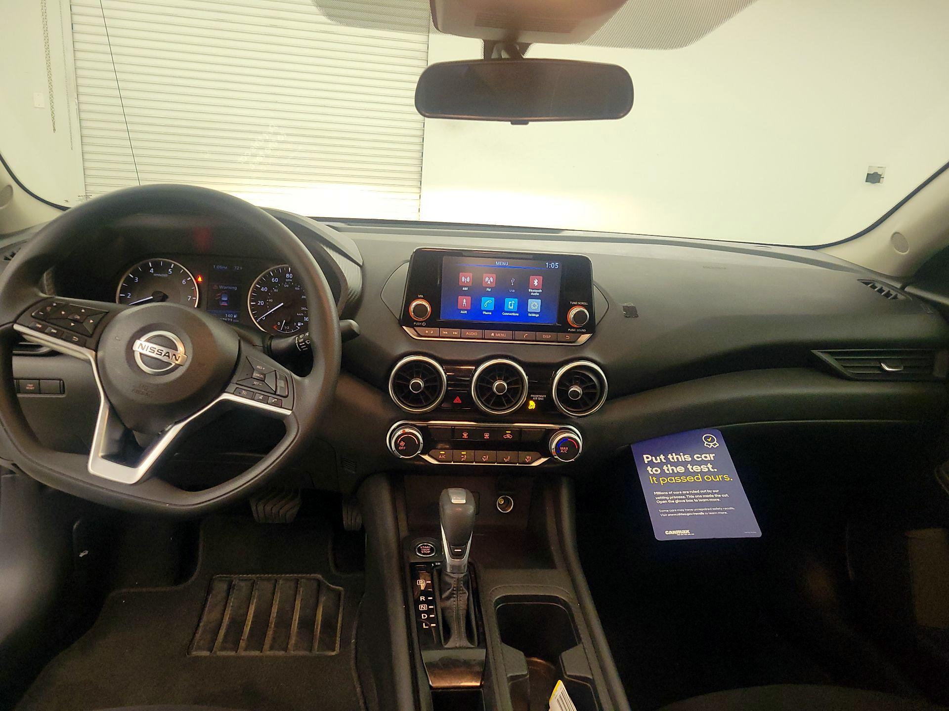 Thumbnail: 2023 Nissan Sentra - 9