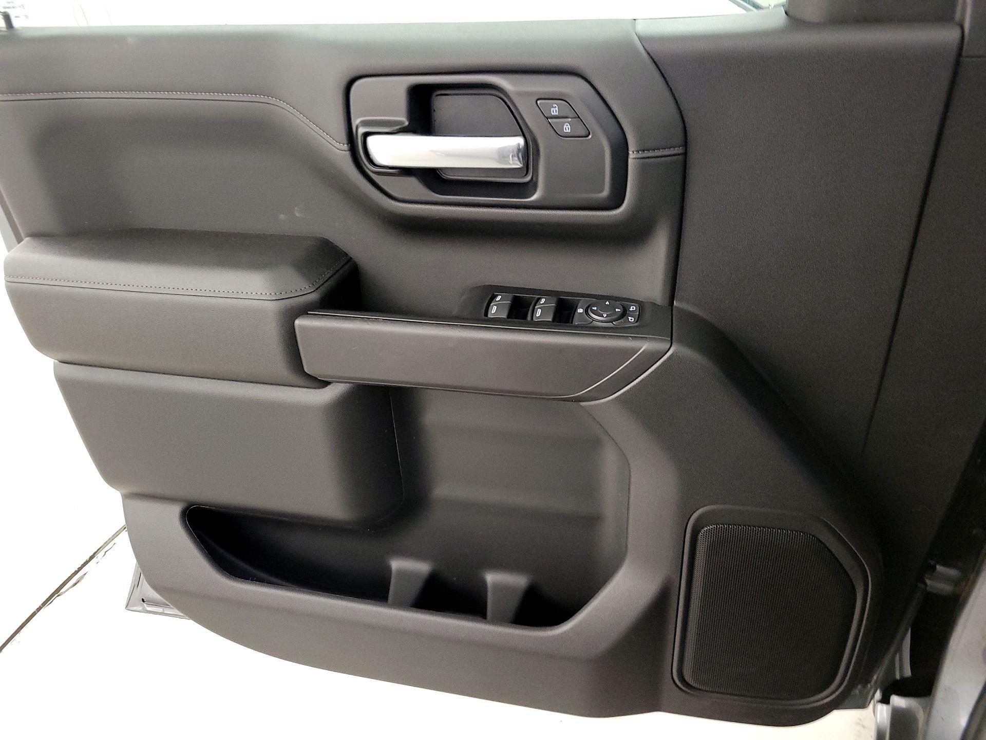 Thumbnail: 2021 Chevrolet Silverado 1500 - 10