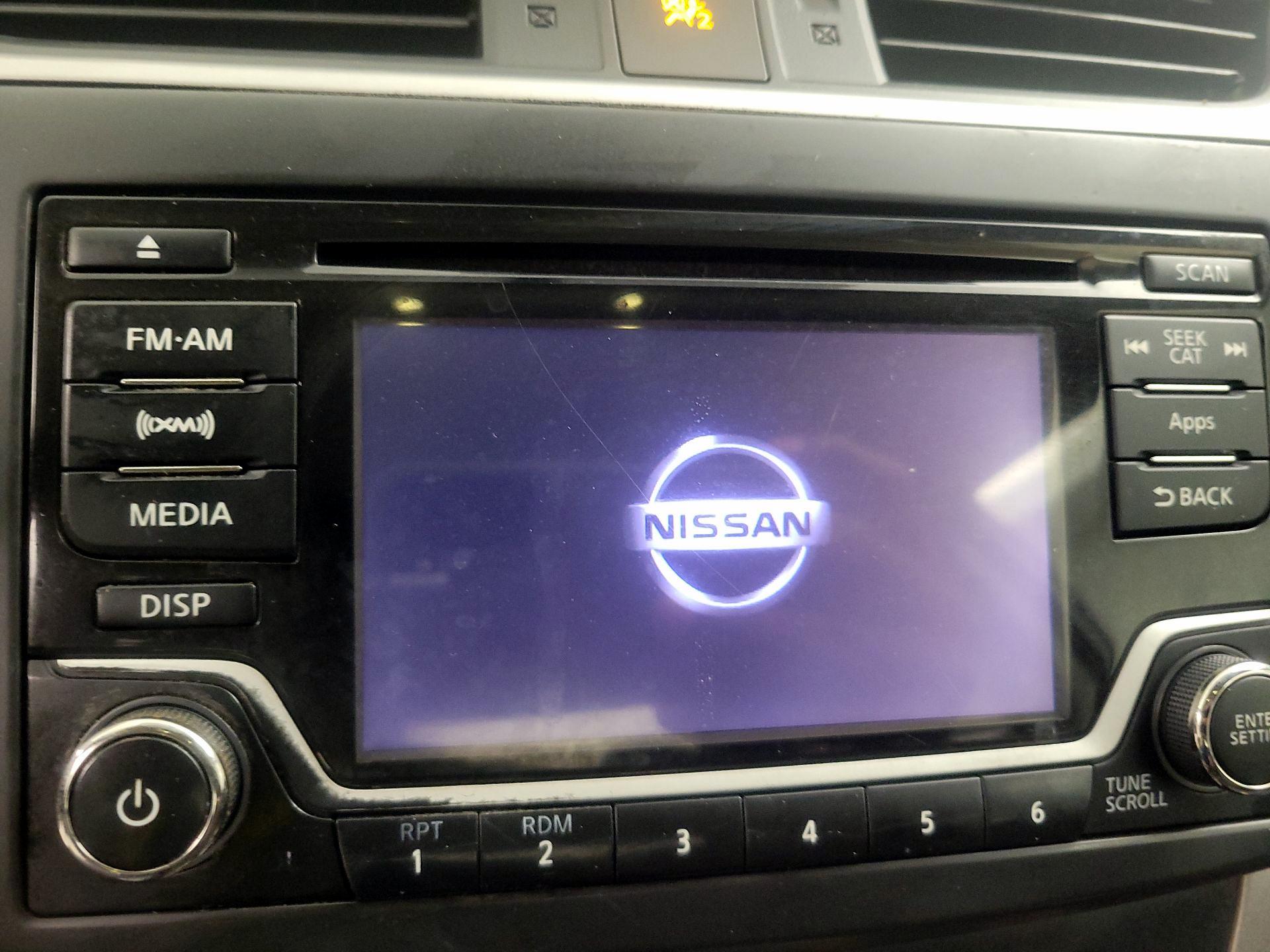 Thumbnail: 2015 Nissan Sentra - 13