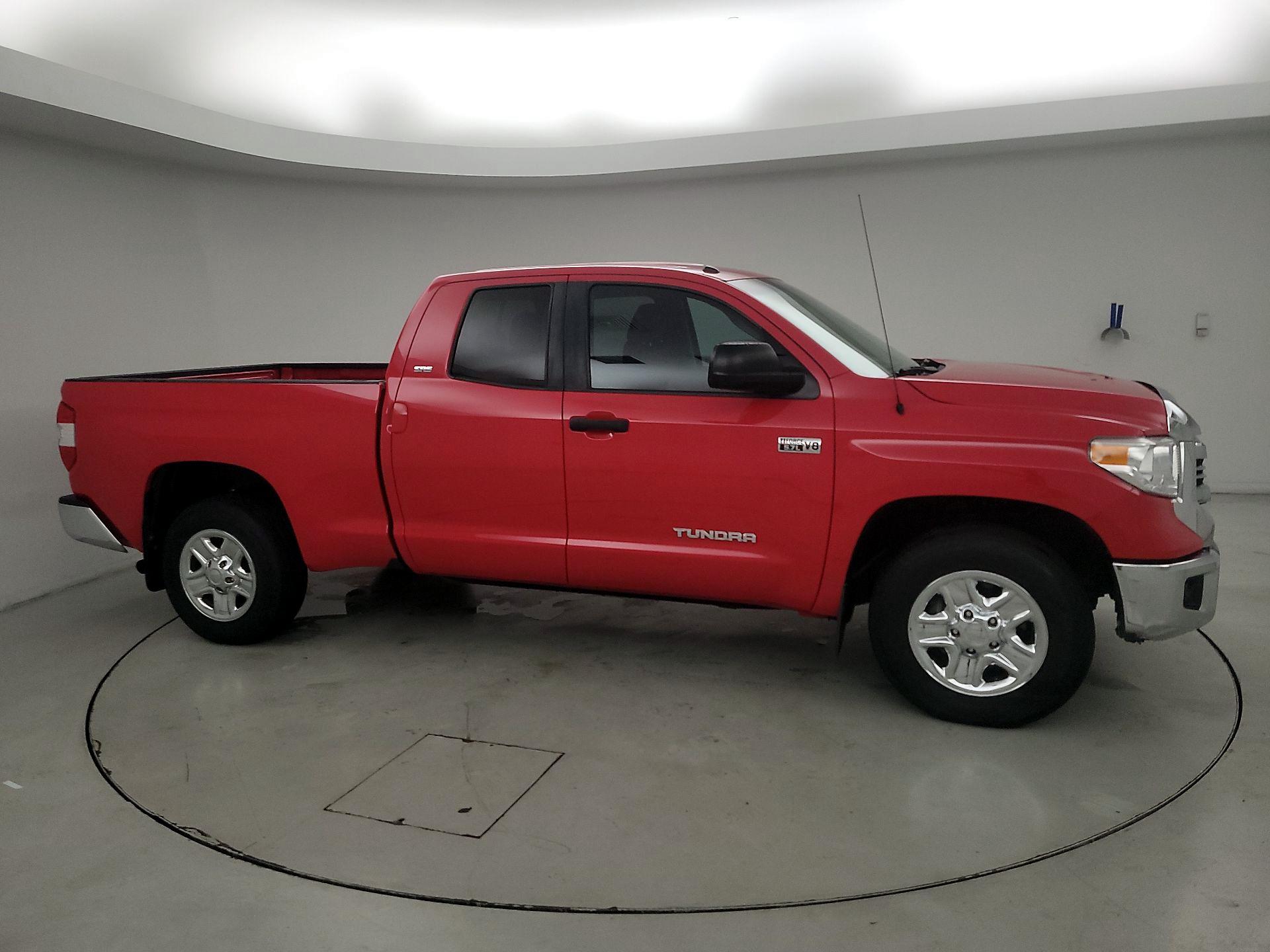 Thumbnail: 2016 Toyota Tundra - 4