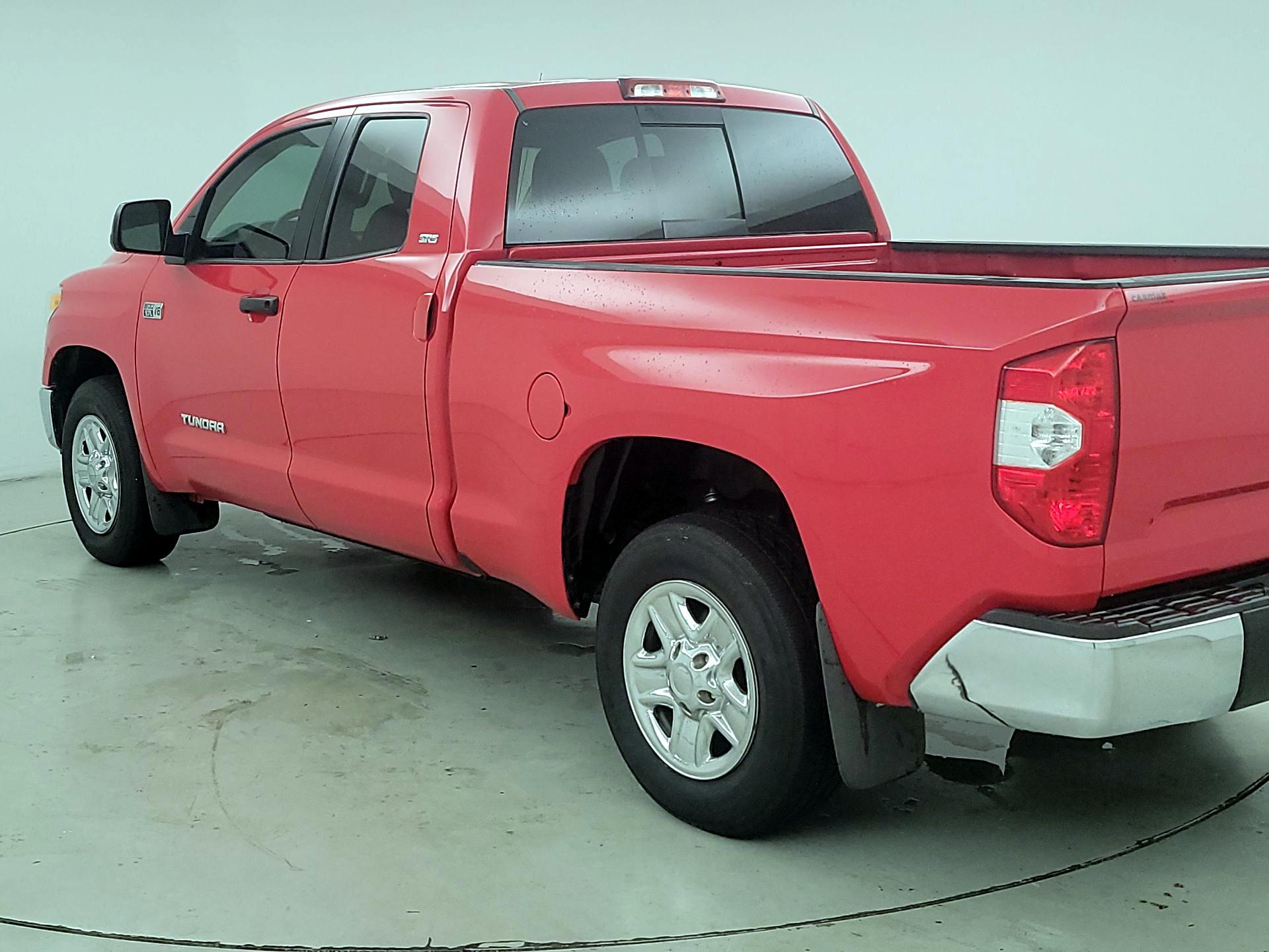 Thumbnail: 2016 Toyota Tundra - 7