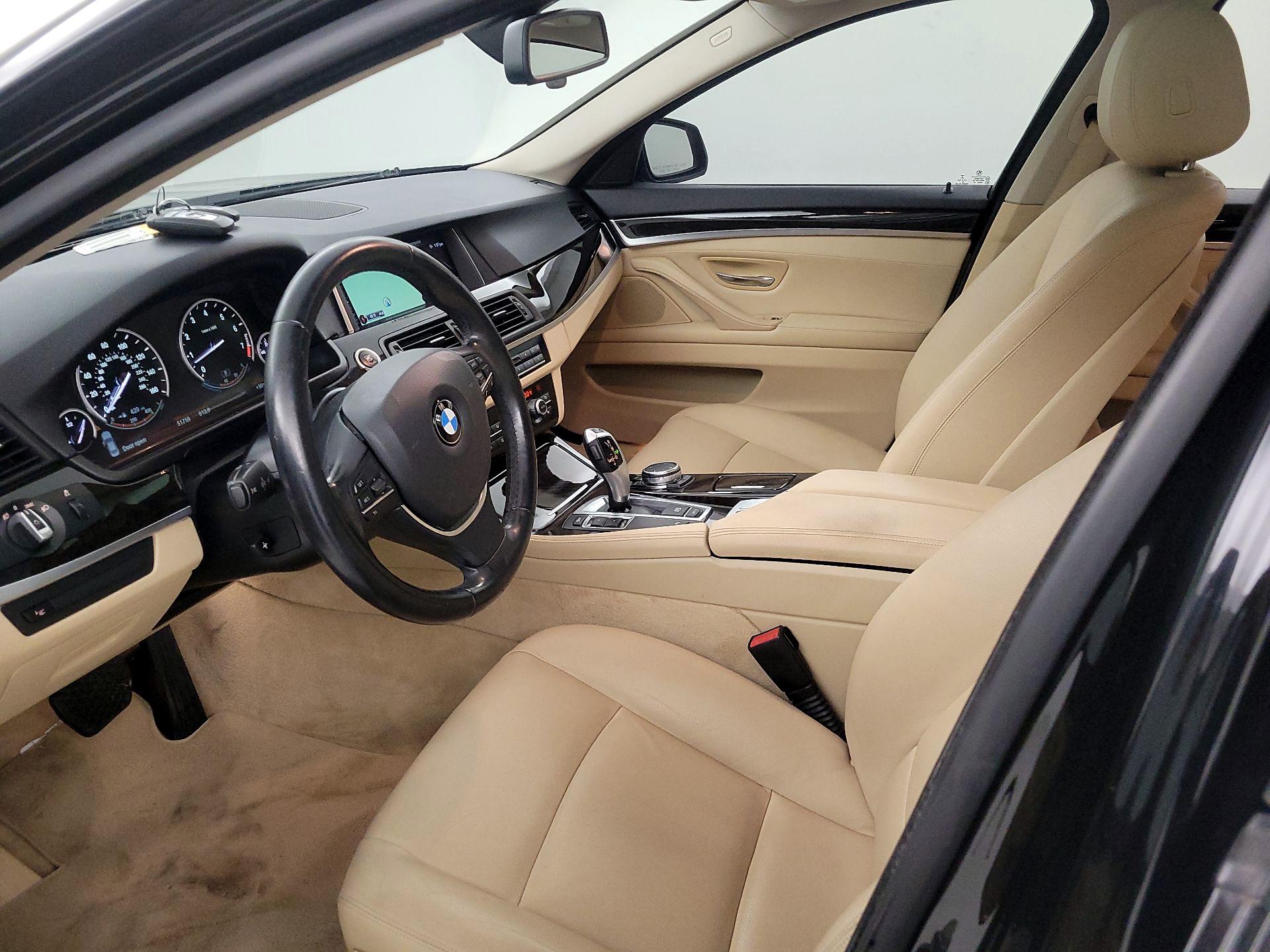 Thumbnail: 2015 BMW 5 Series - 9