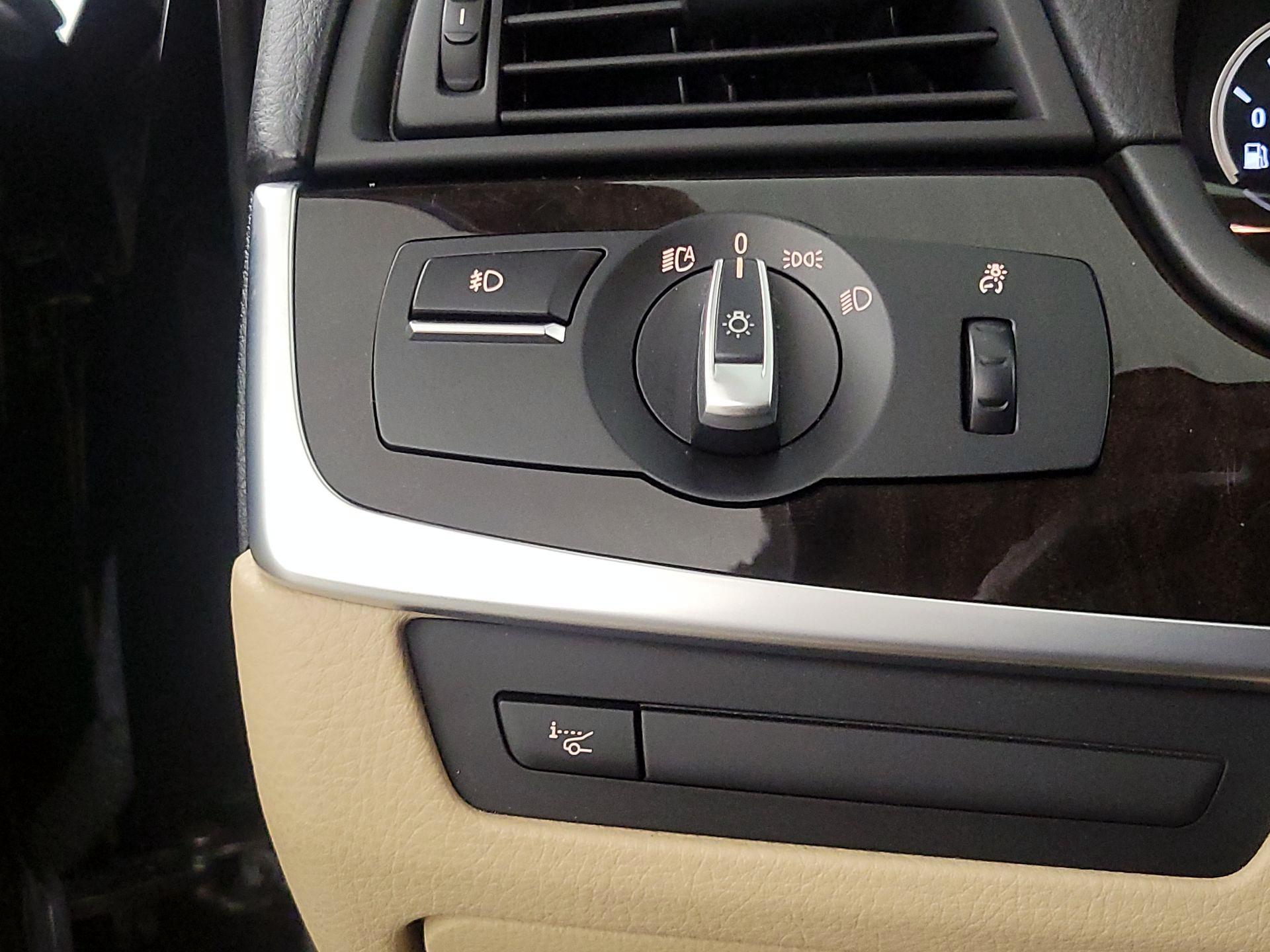 Thumbnail: 2015 BMW 5 Series - 11
