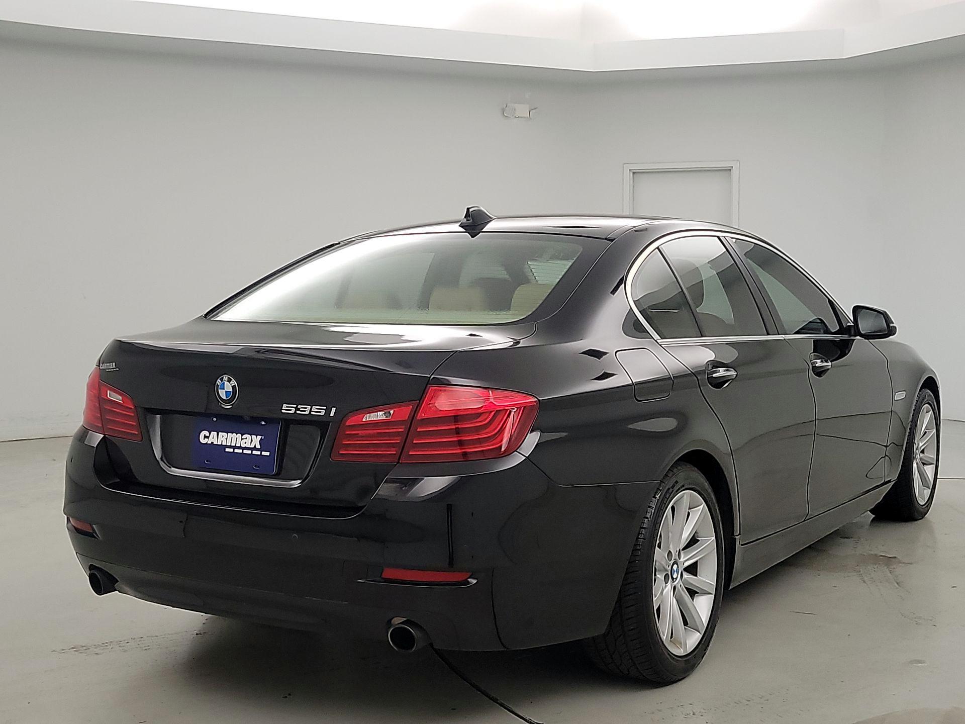 Thumbnail: 2015 BMW 5 Series - 5
