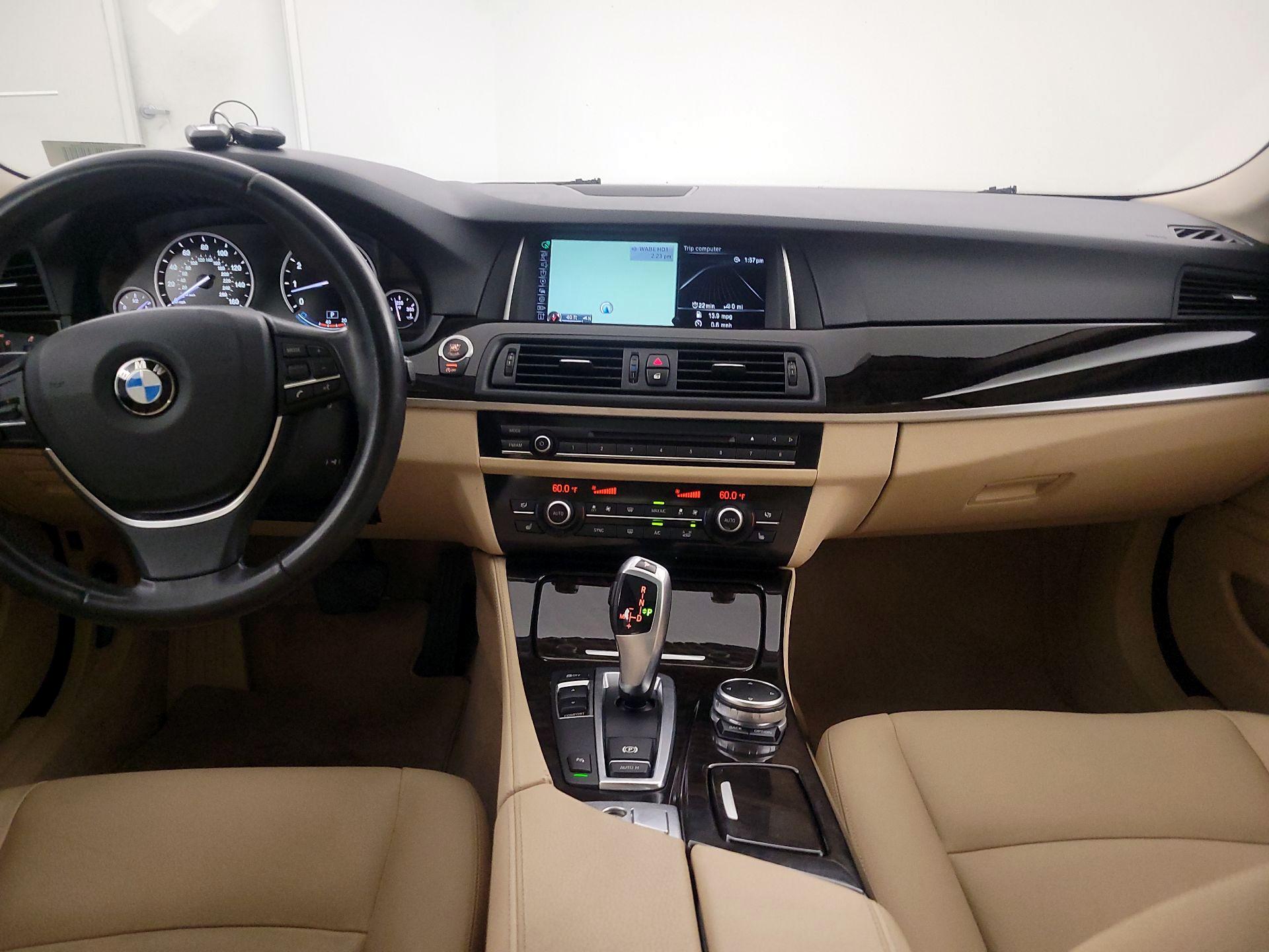 Thumbnail: 2015 BMW 5 Series - 8