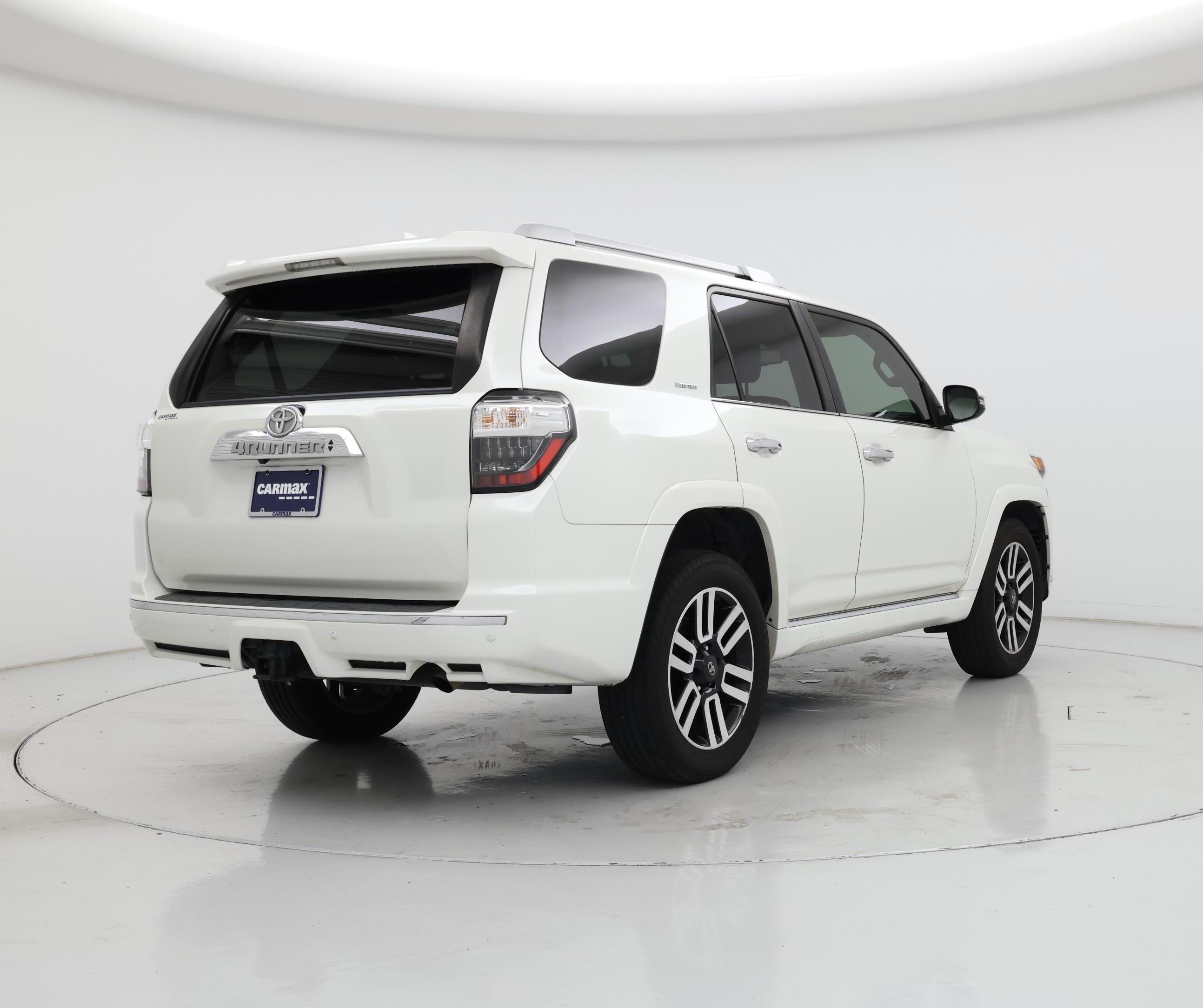 Thumbnail: 2022 Toyota 4Runner - 8