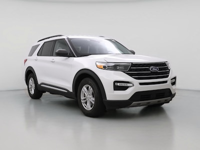 White 2023 Ford Explorer XLT