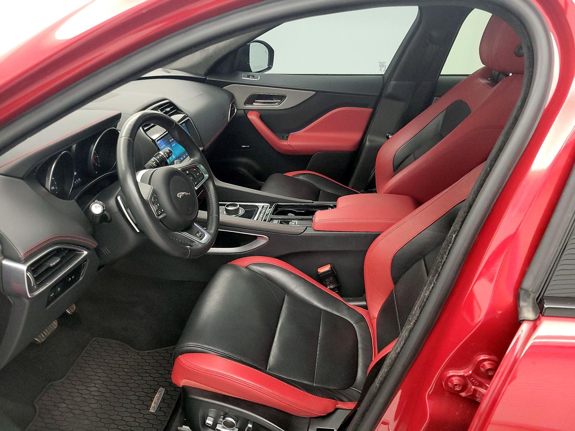 Thumbnail: 2020 Jaguar F-Pace - 11