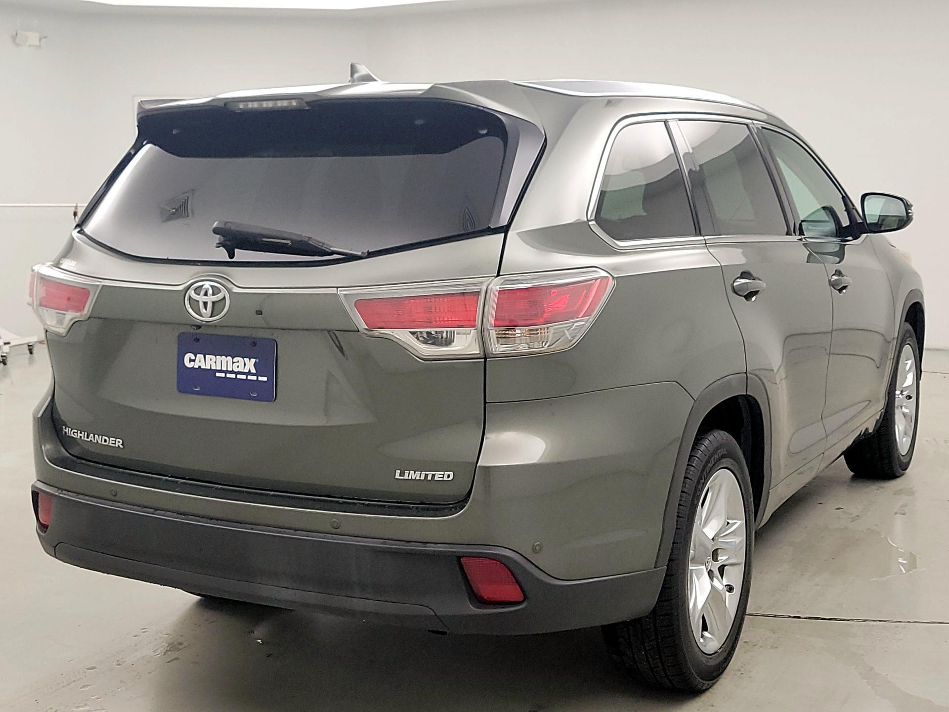 Thumbnail: 2016 Toyota Highlander - 5