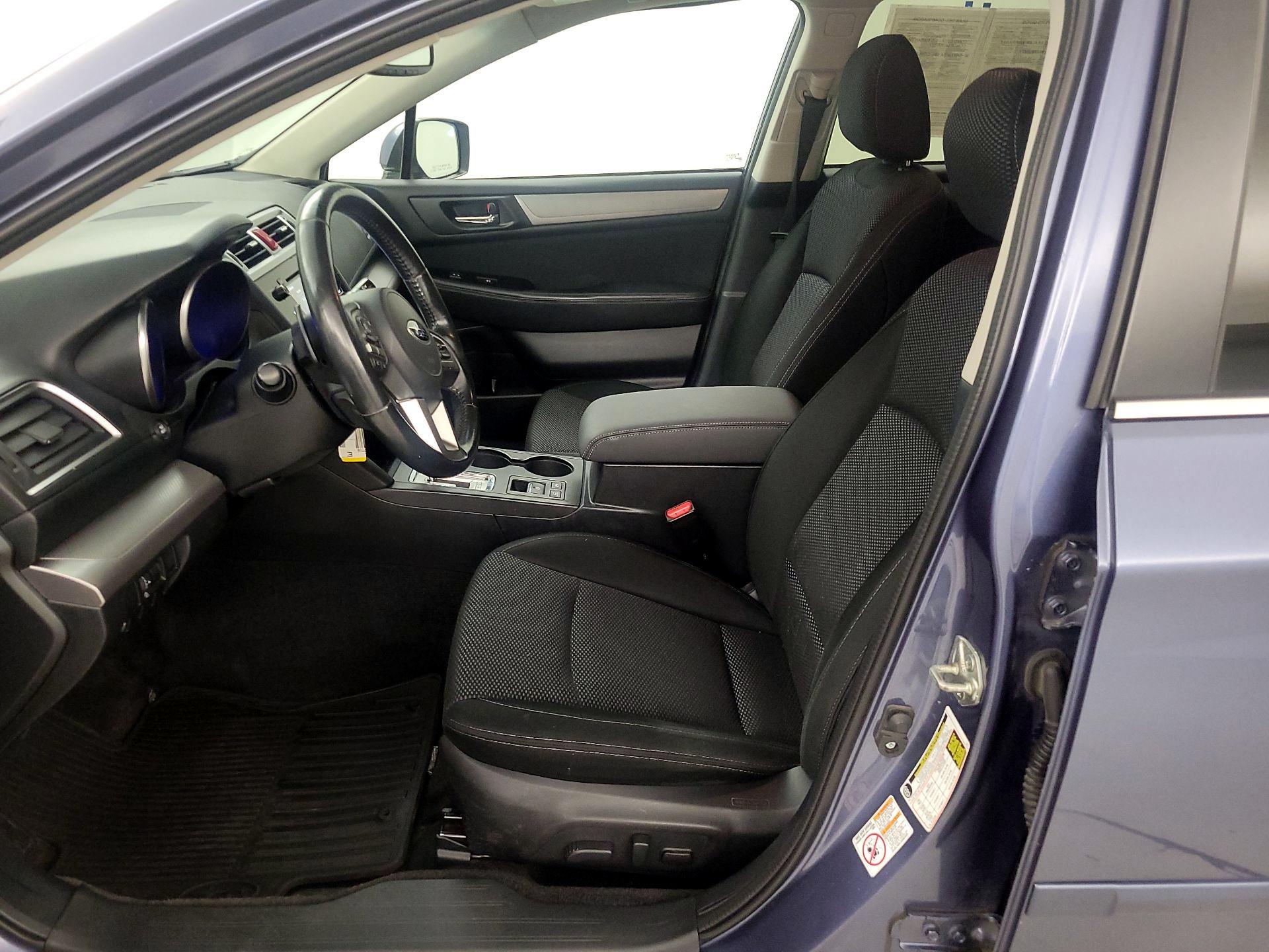 Thumbnail: 2015 Subaru Outback - 9