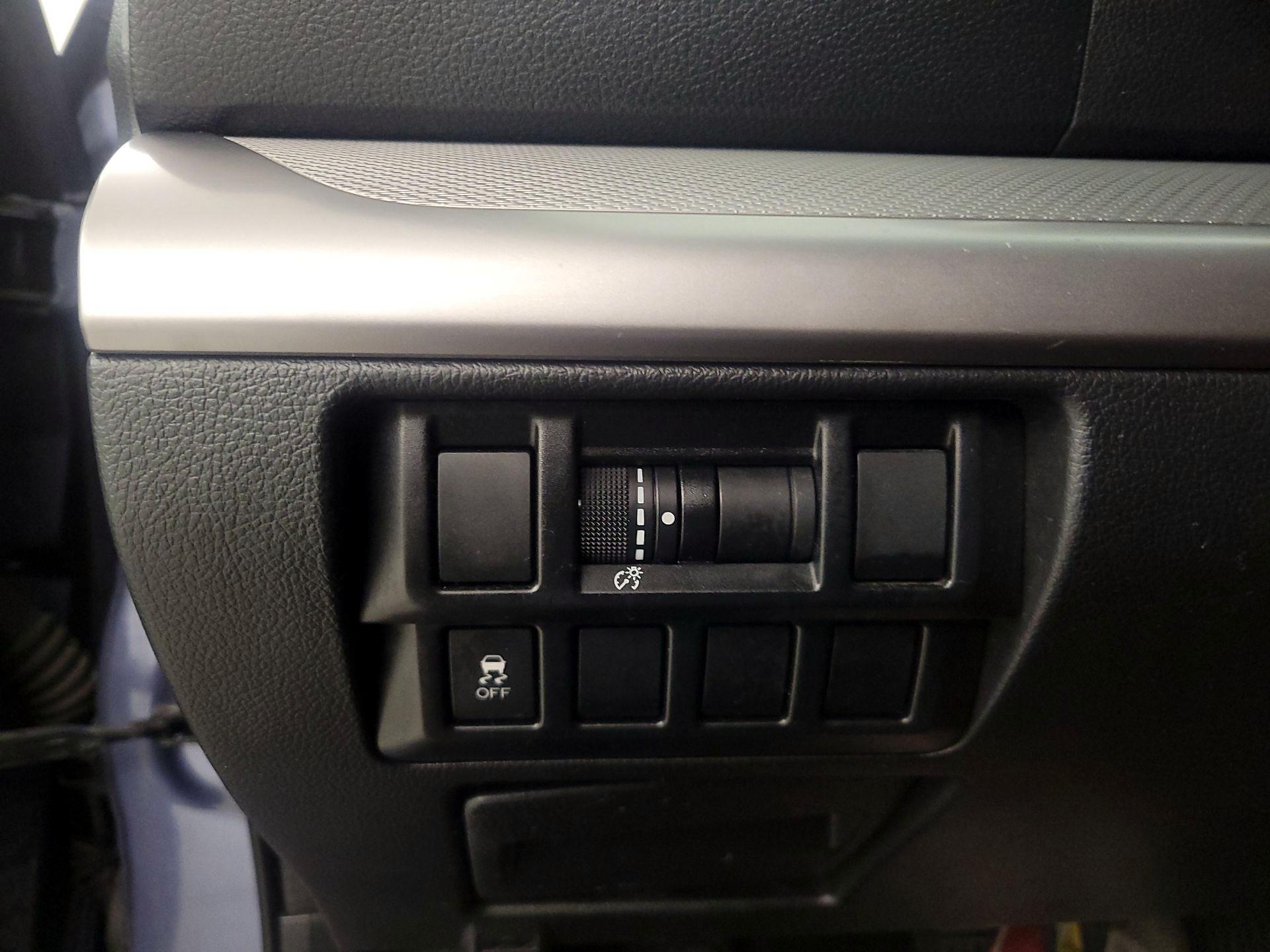 Thumbnail: 2015 Subaru Outback - 11