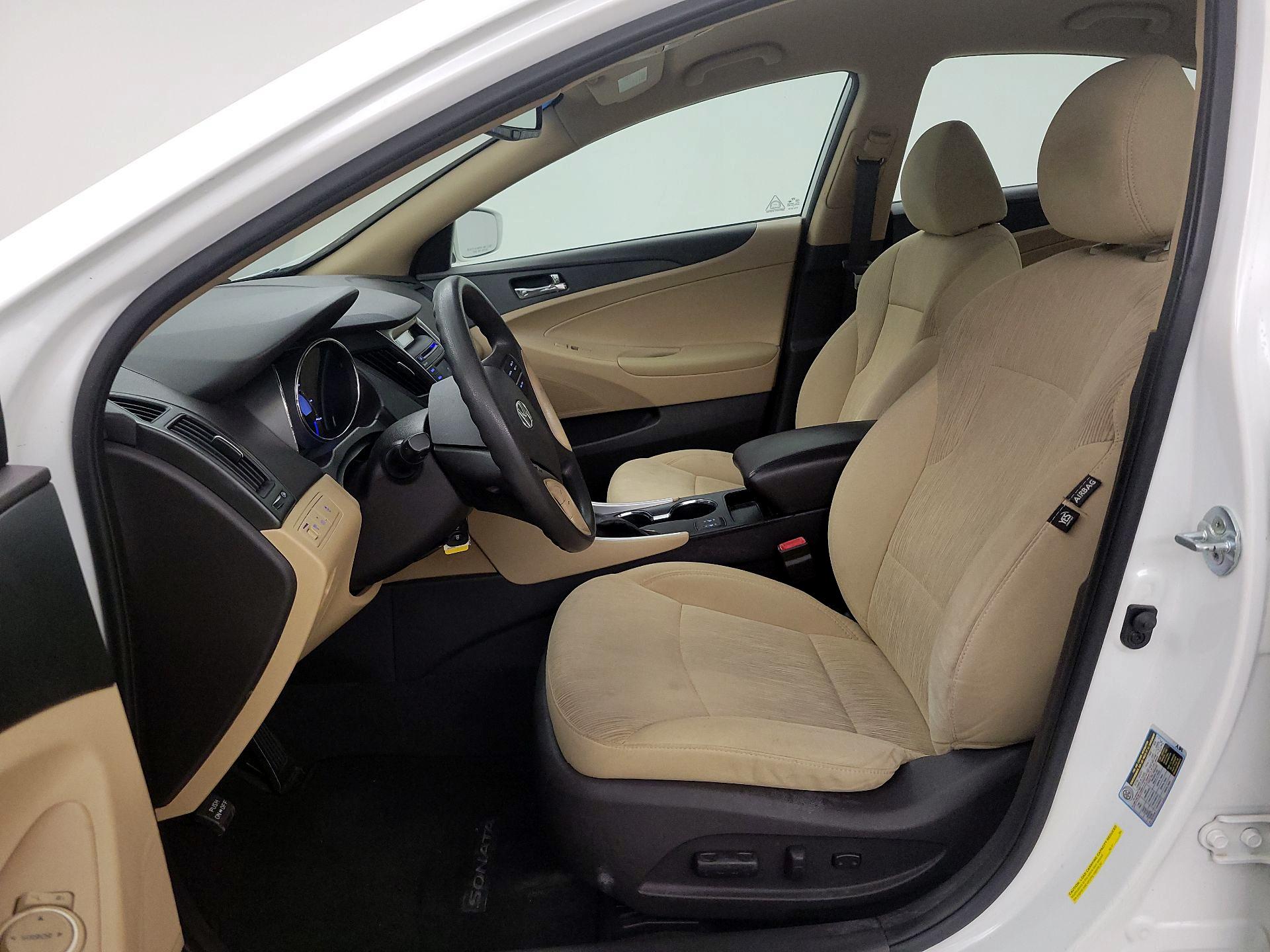 Thumbnail: 2014 Hyundai Sonata - 11