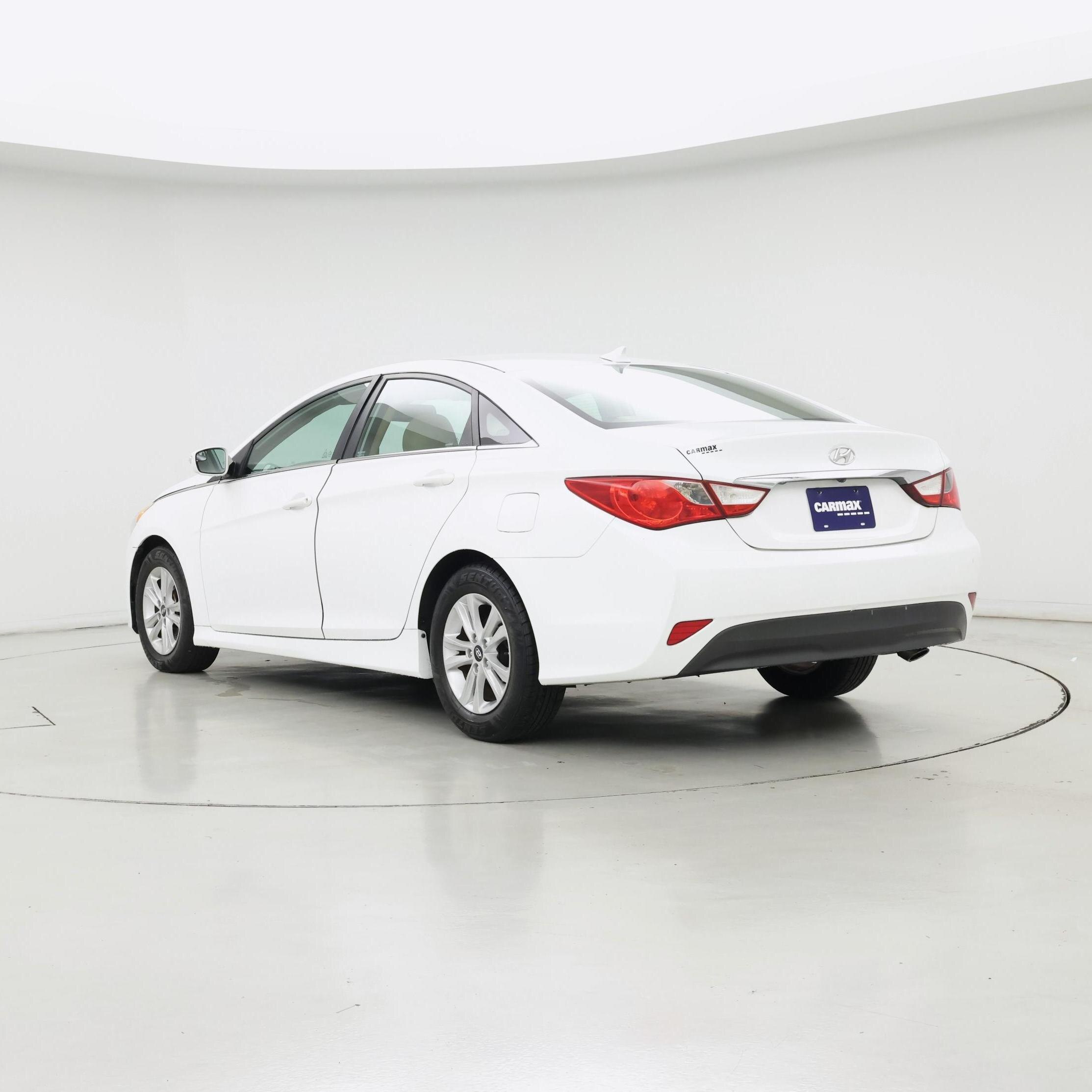 Thumbnail: 2014 Hyundai Sonata - 2