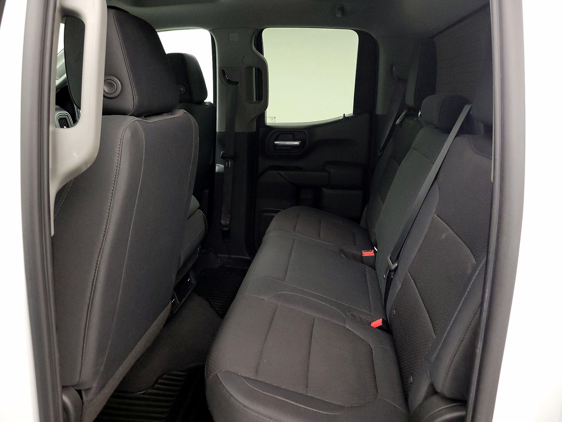Thumbnail: 2019 Chevrolet Silverado 1500 - 17