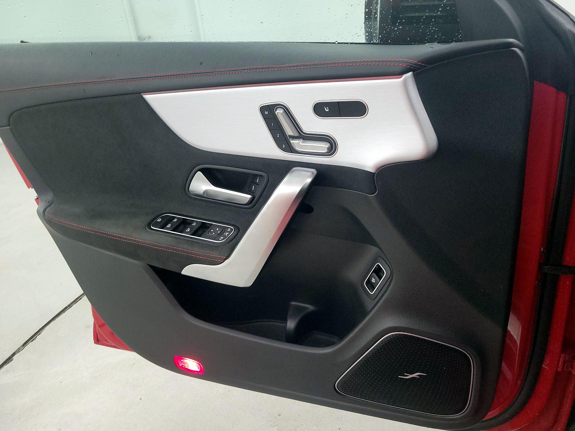 Thumbnail: 2020 Mercedes-Benz CLA - 10