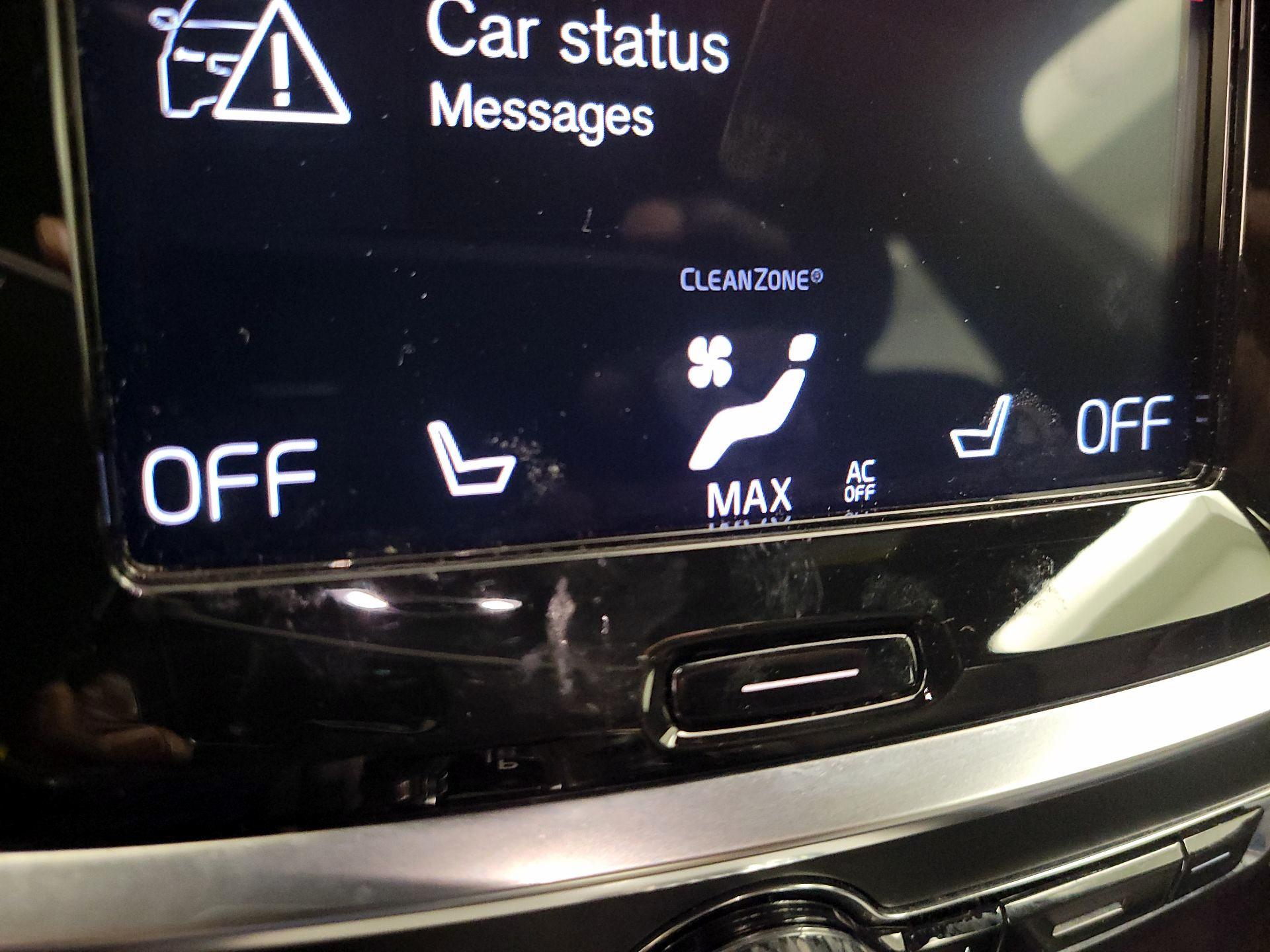 Thumbnail: 2019 Volvo S60 - 15