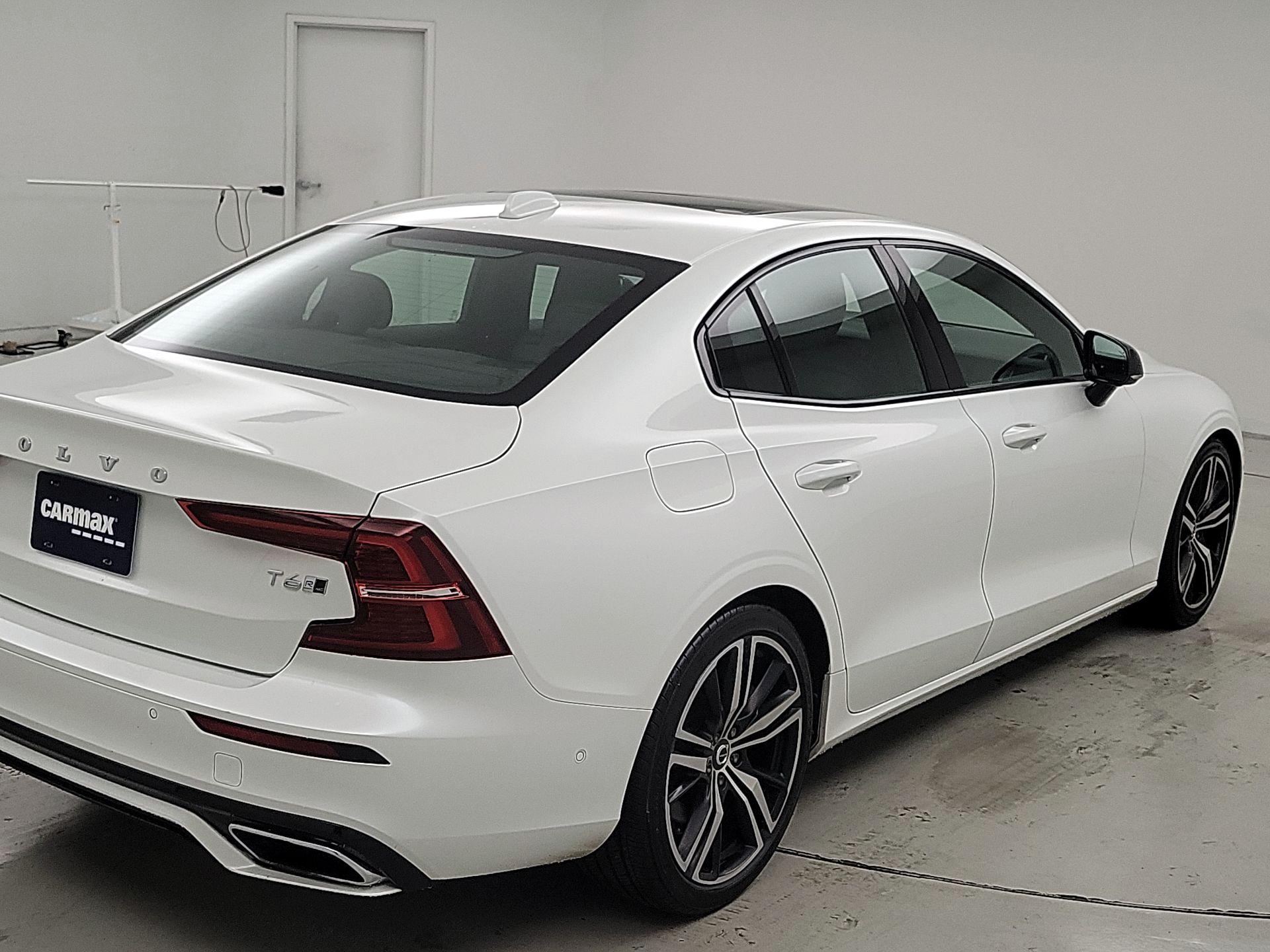 Thumbnail: 2019 Volvo S60 - 5