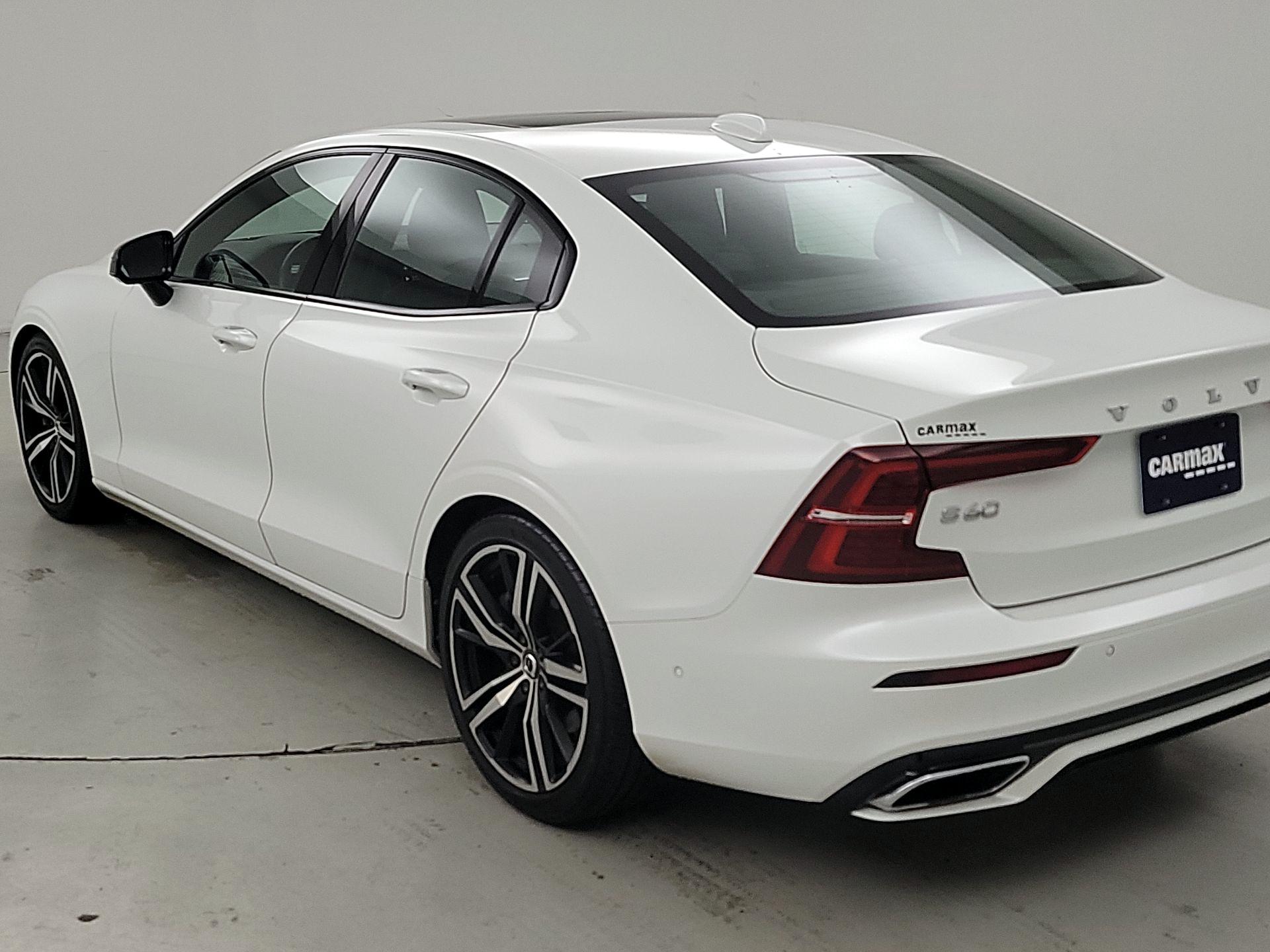 Thumbnail: 2019 Volvo S60 - 7