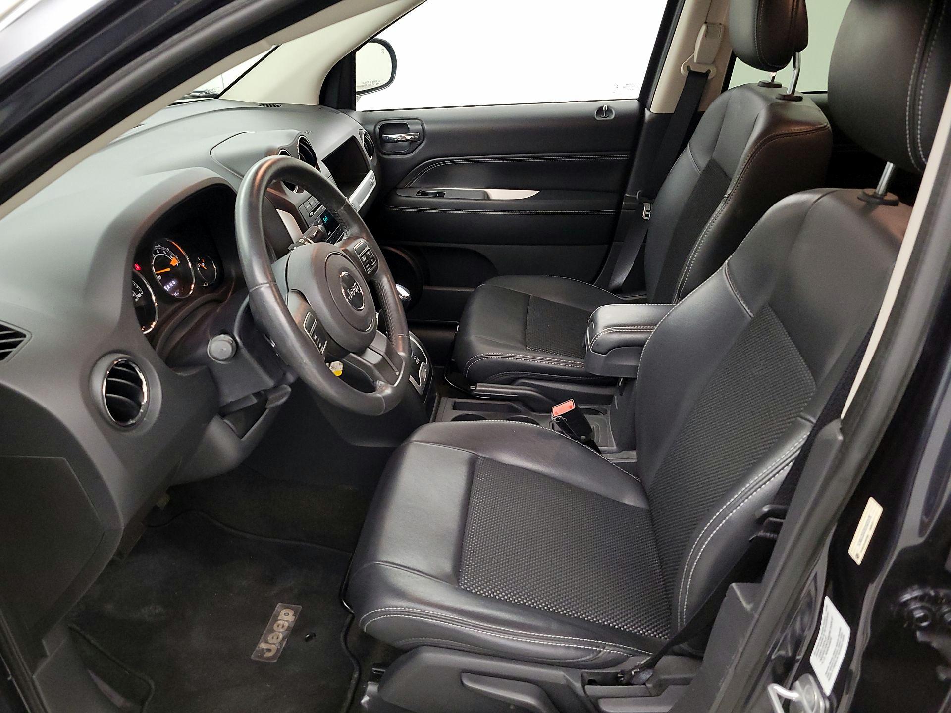 Thumbnail: 2014 Jeep Compass - 9