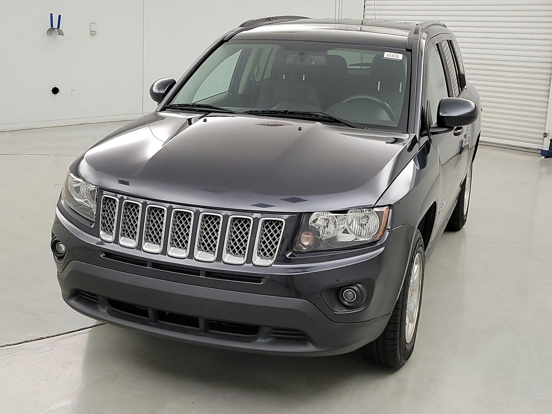 Thumbnail: 2014 Jeep Compass - 3