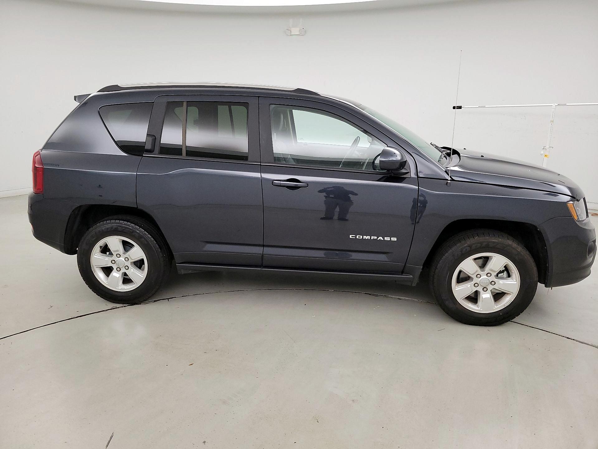 Thumbnail: 2014 Jeep Compass - 4