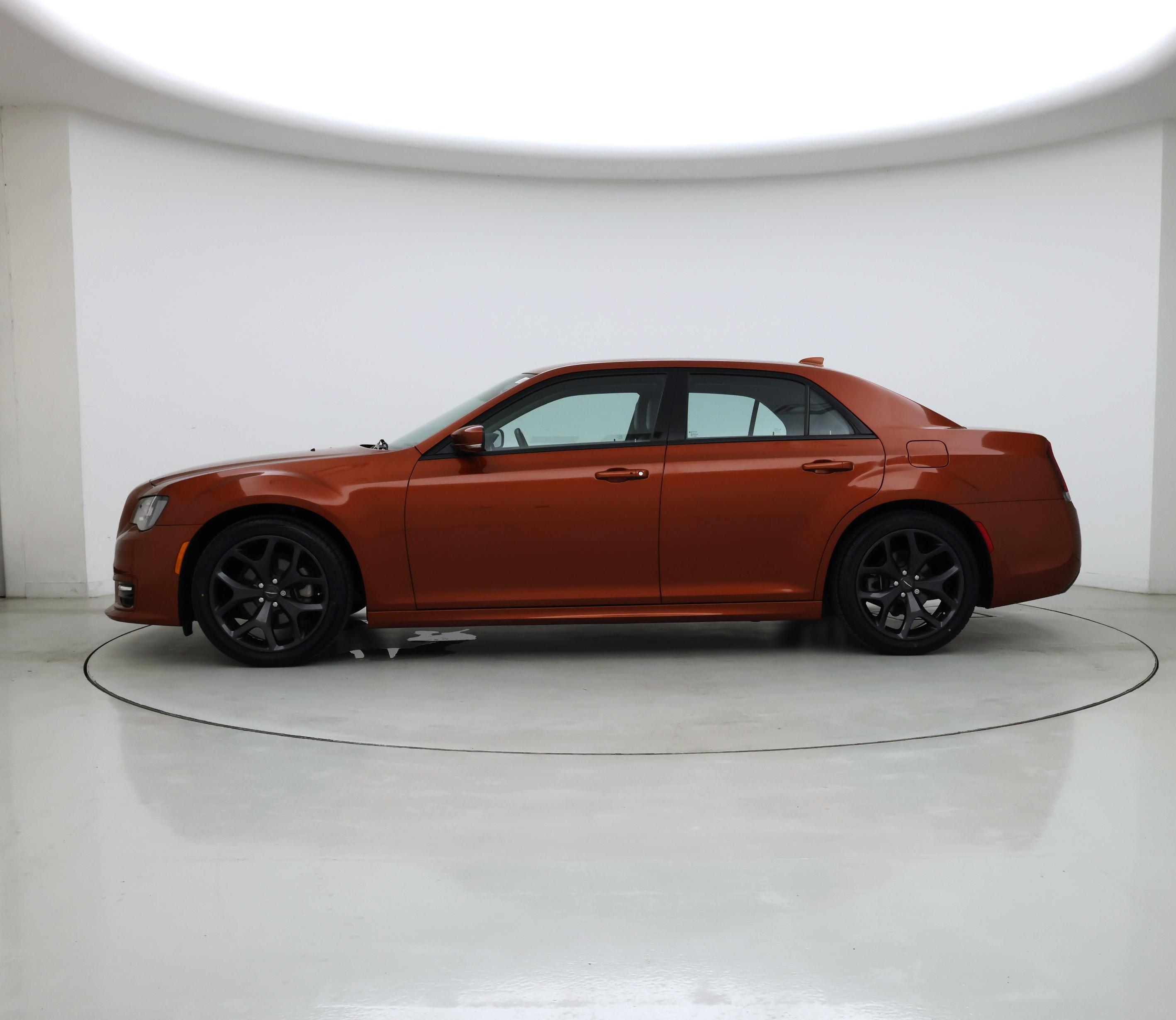 Thumbnail: 2021 Chrysler 300 - 3