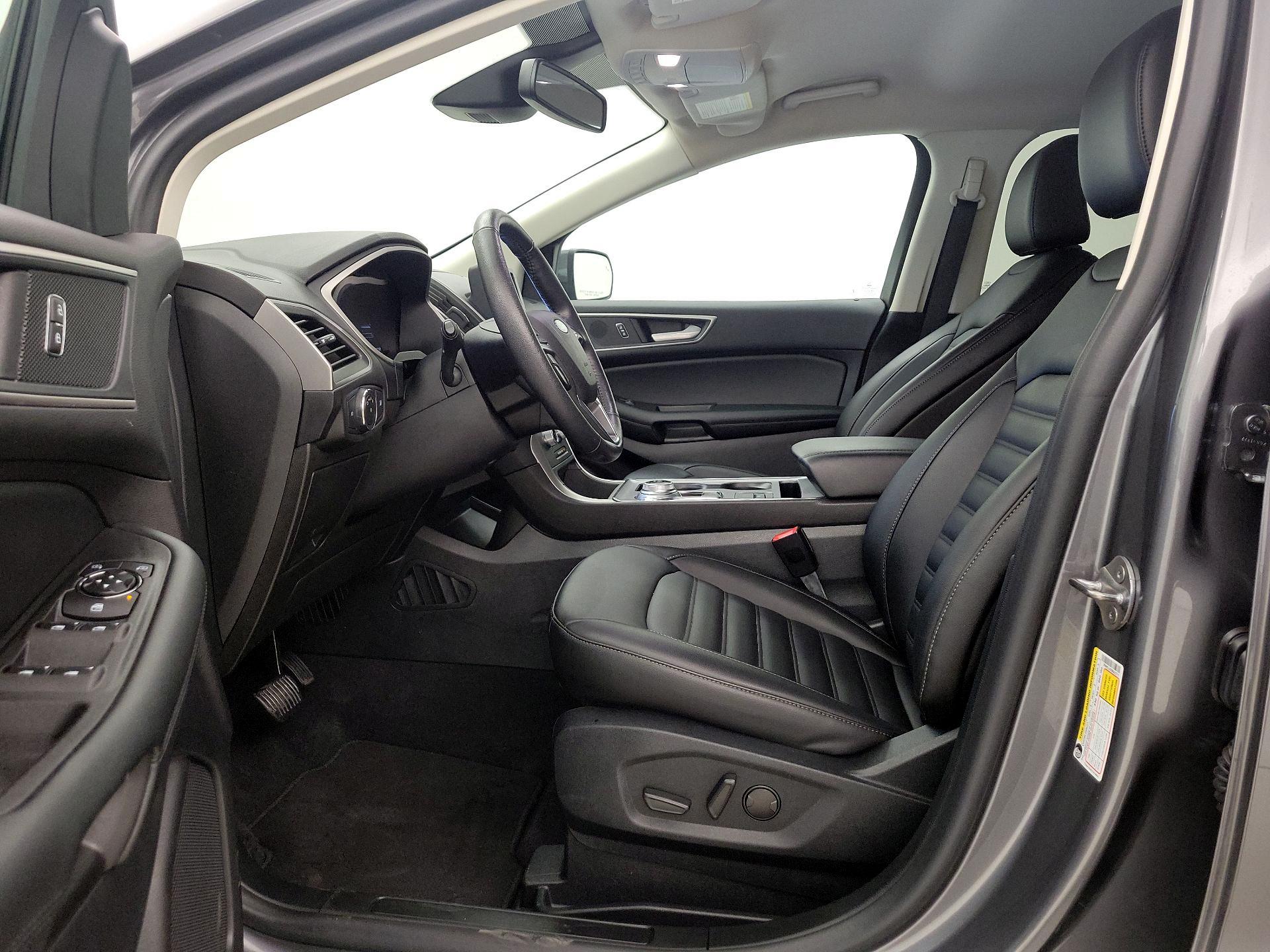 Thumbnail: 2021 Ford Edge - 11