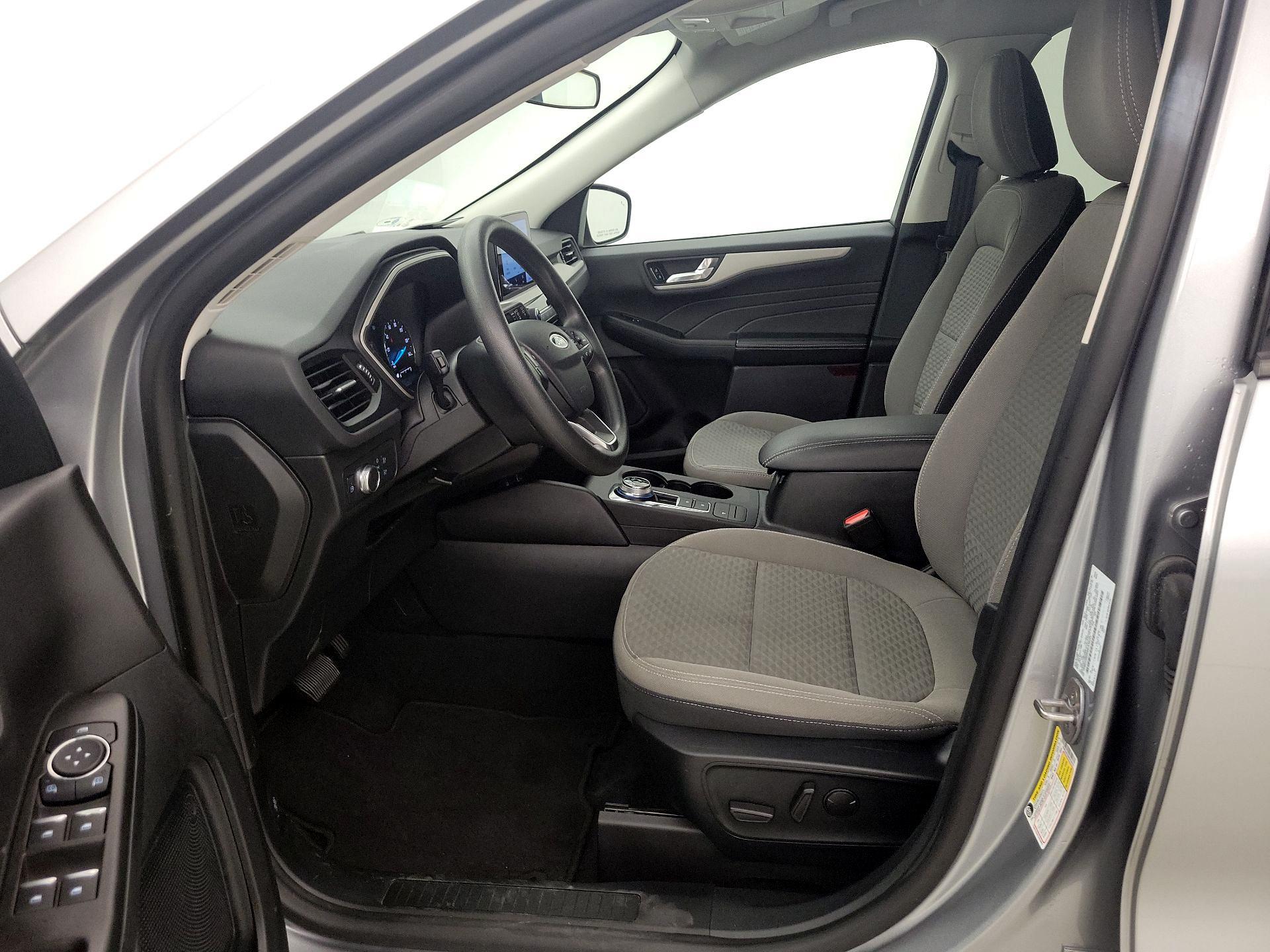 Thumbnail: 2021 Ford Escape - 11