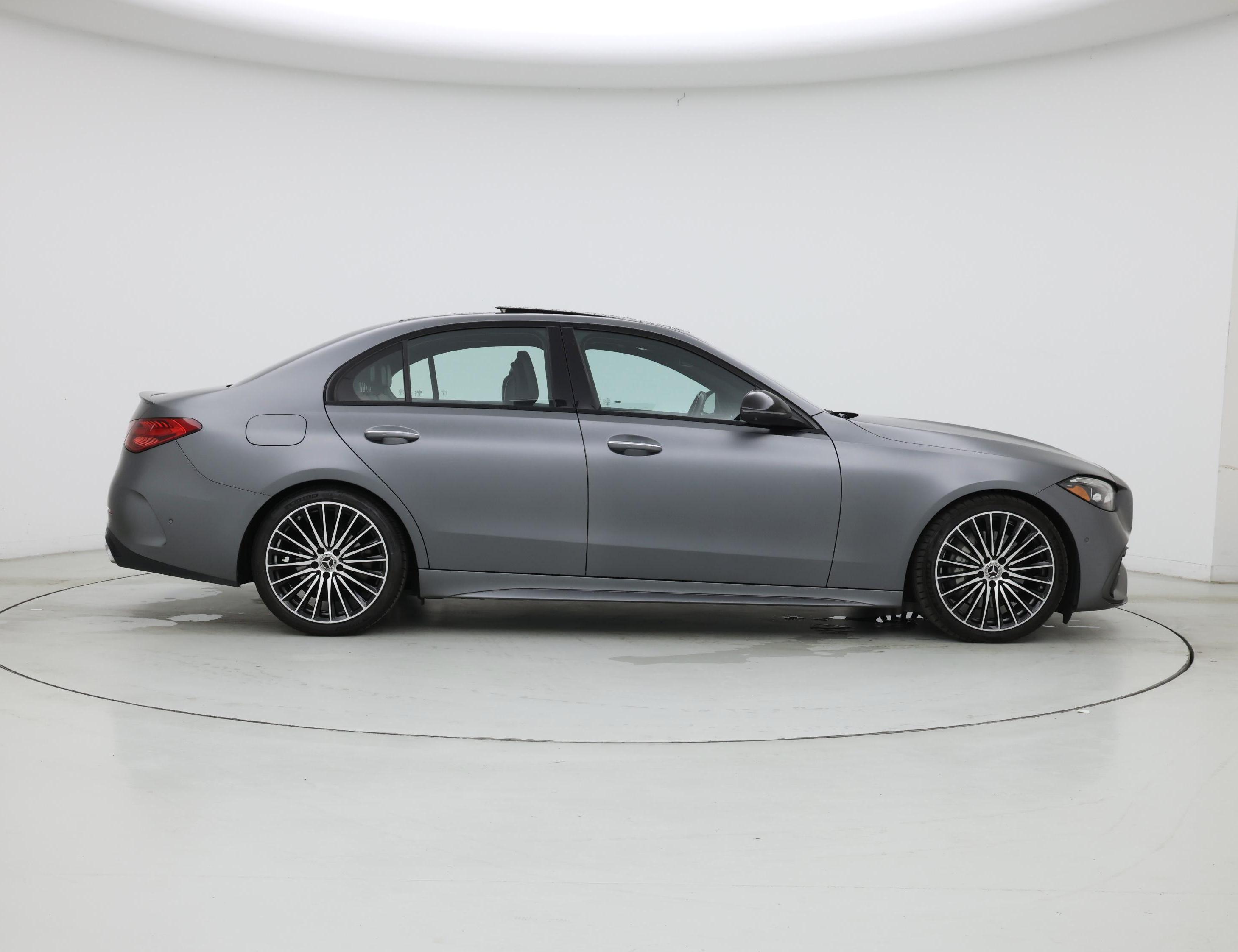 Thumbnail: 2022 Mercedes-Benz C-Class - 7