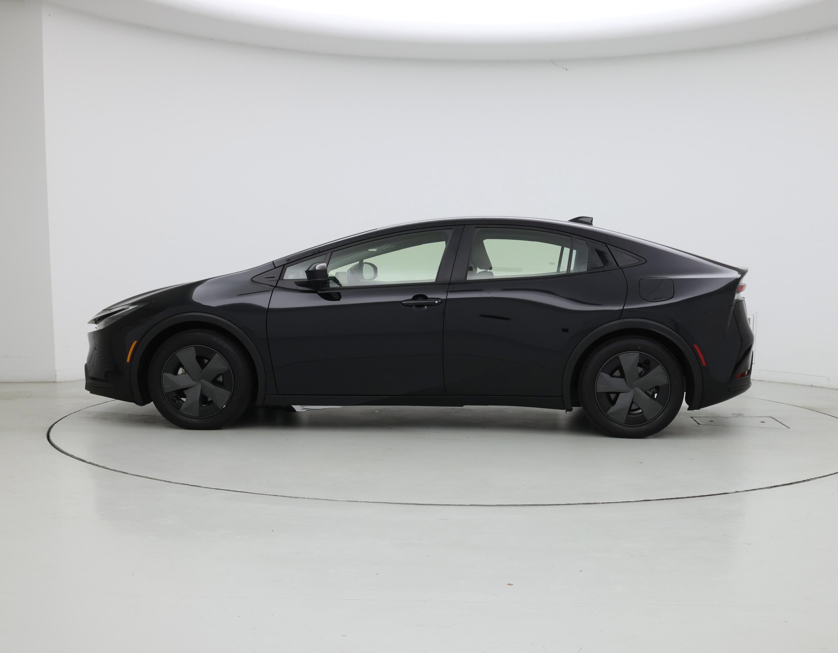 Thumbnail: 2023 Toyota Prius - 3