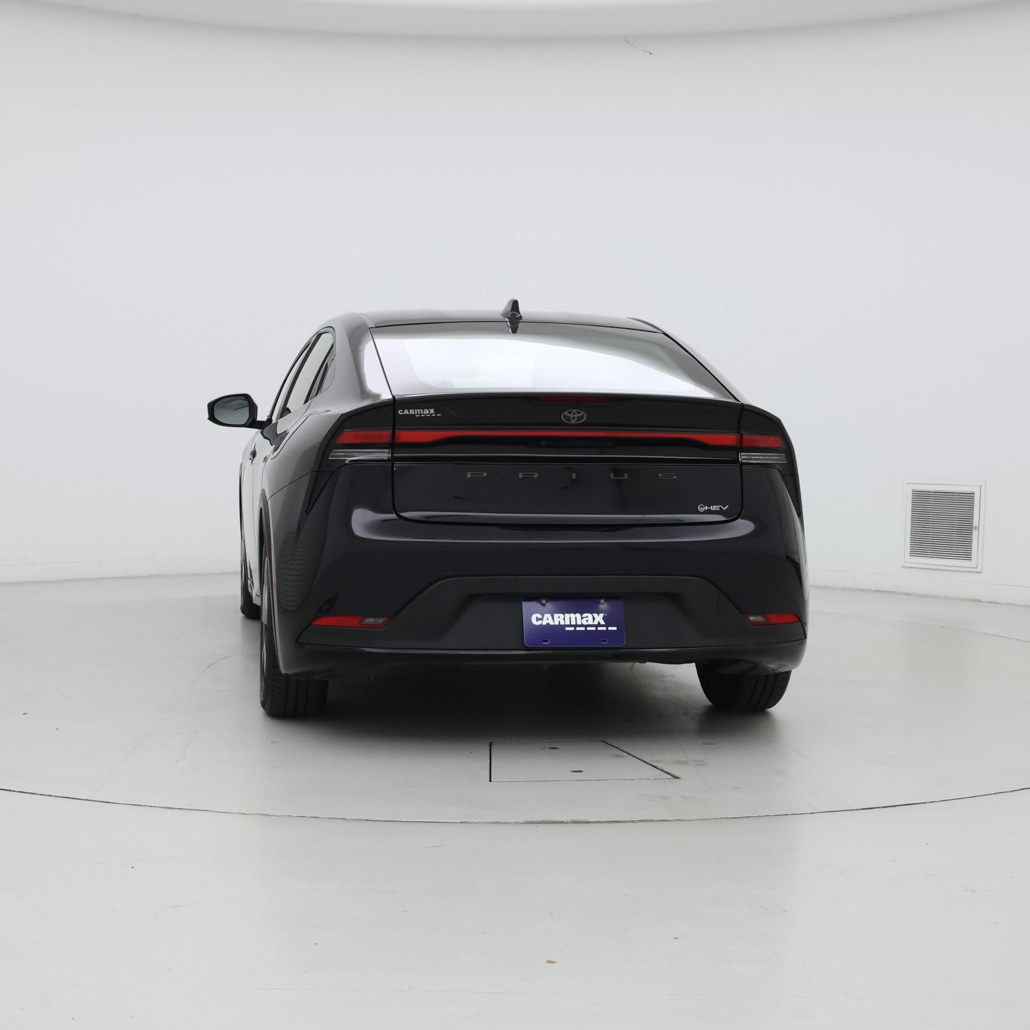 Thumbnail: 2023 Toyota Prius - 6