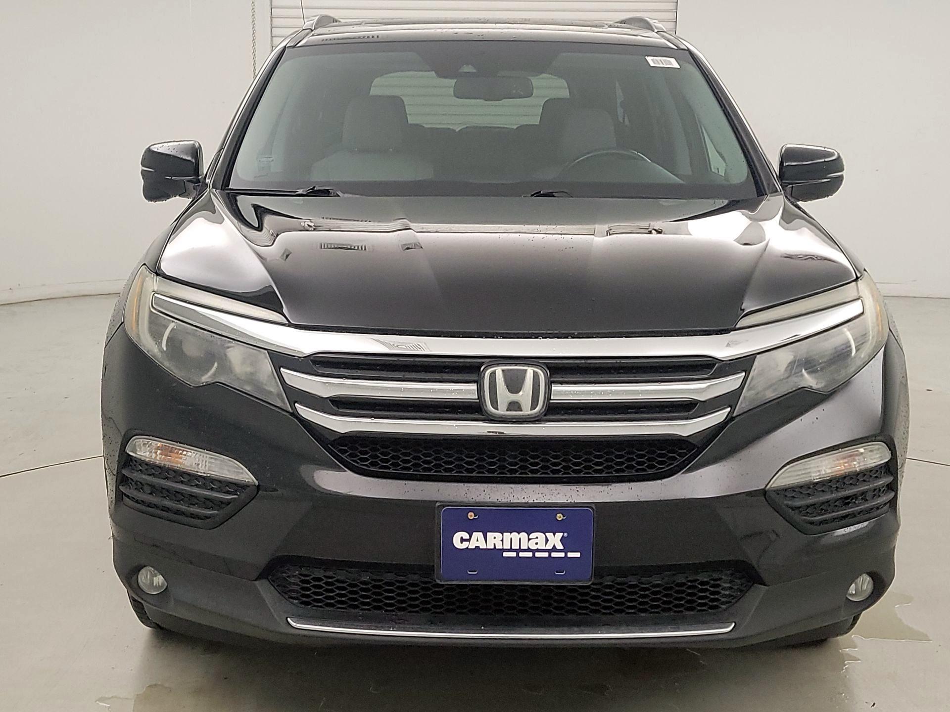 Thumbnail: 2017 Honda Pilot - 2